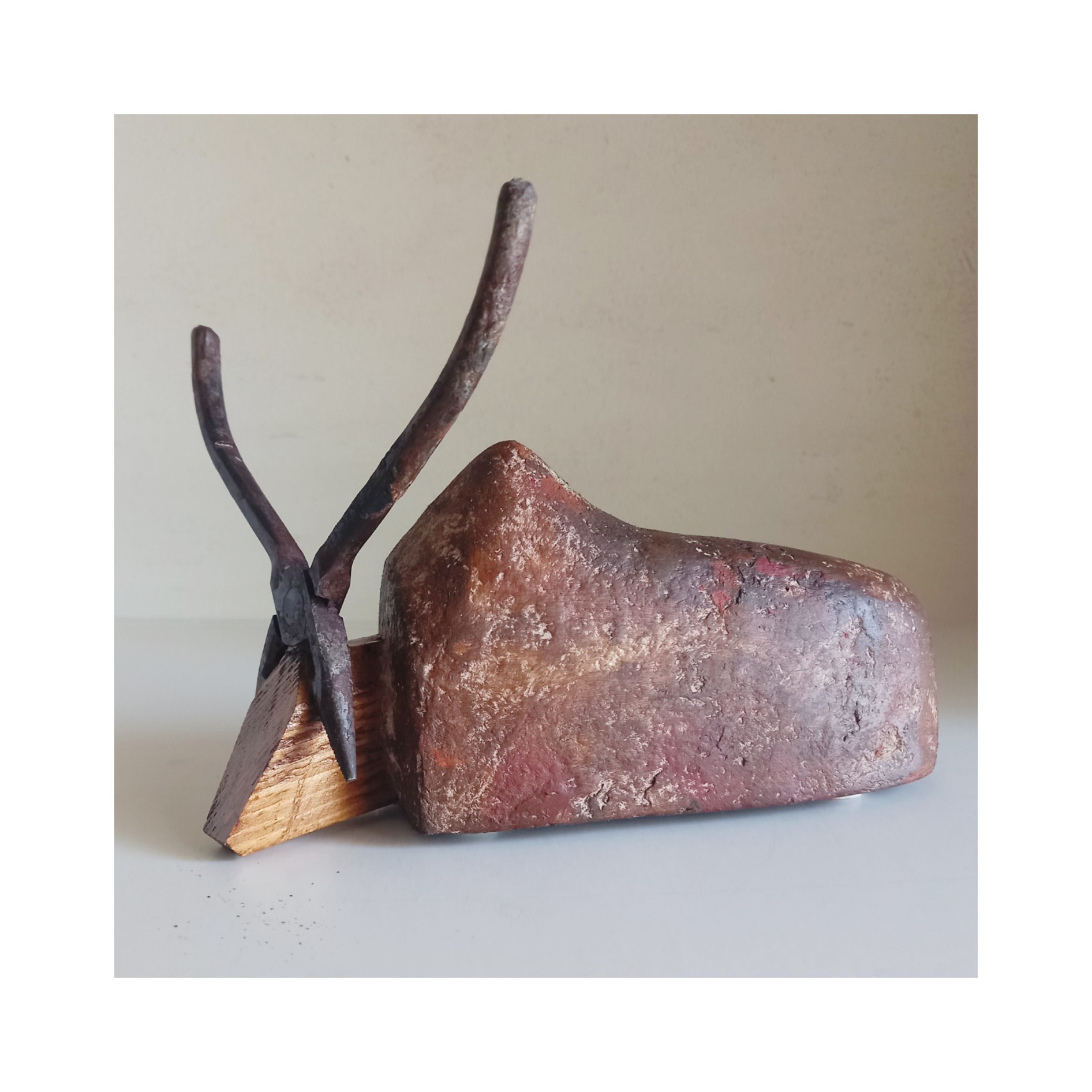 مجسمه حیوانات طرح گاو