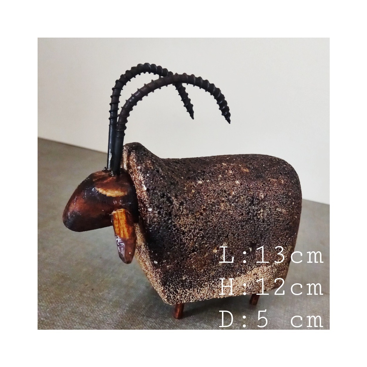 مجسمه حیوانات طرح بز