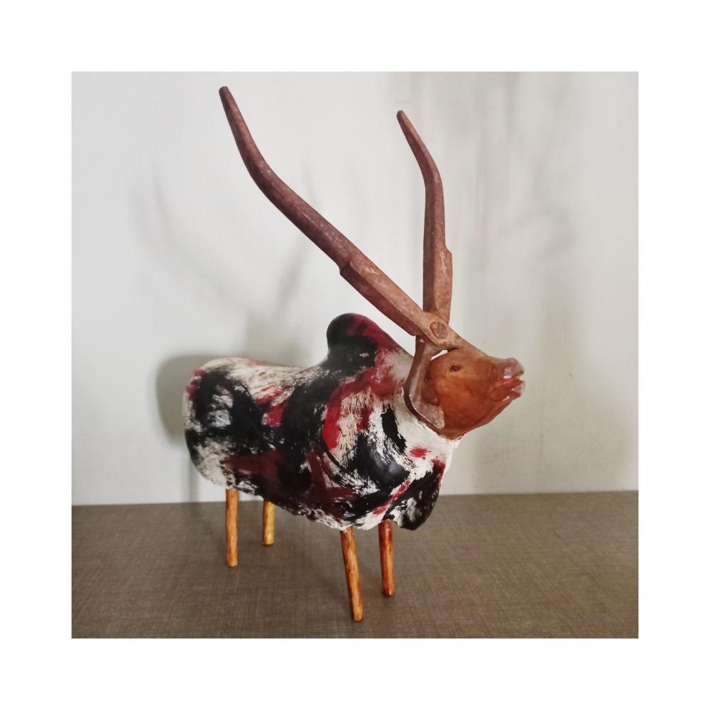 مجسمه مدرن گاو،تک نسخه