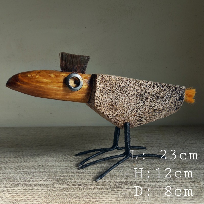 دکوری مجسمه پرنده کاکلی