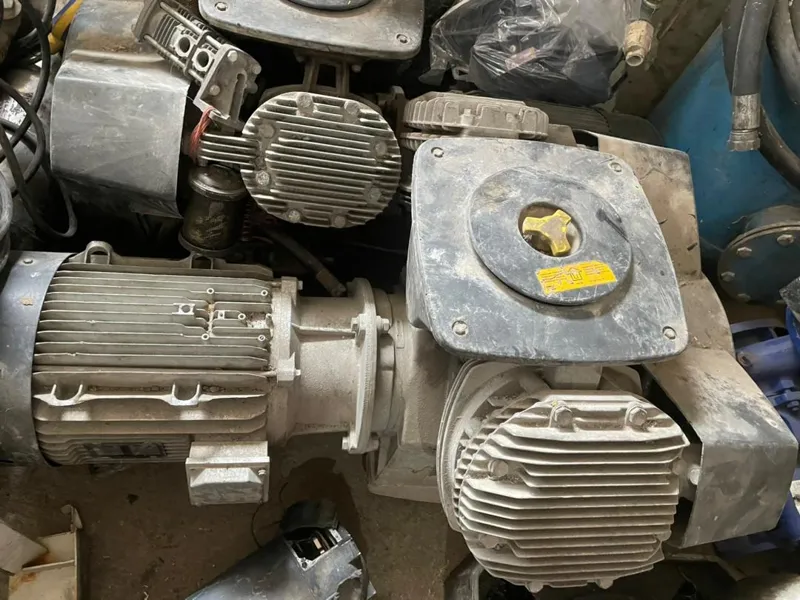 کمپرسور پیستونی اطلس