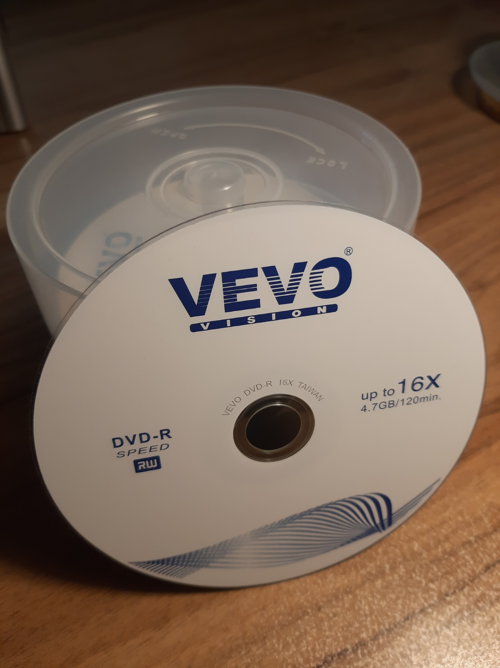 35 عدد دی وی دی خام حرفه ای تایوان اصل VEVO DVD