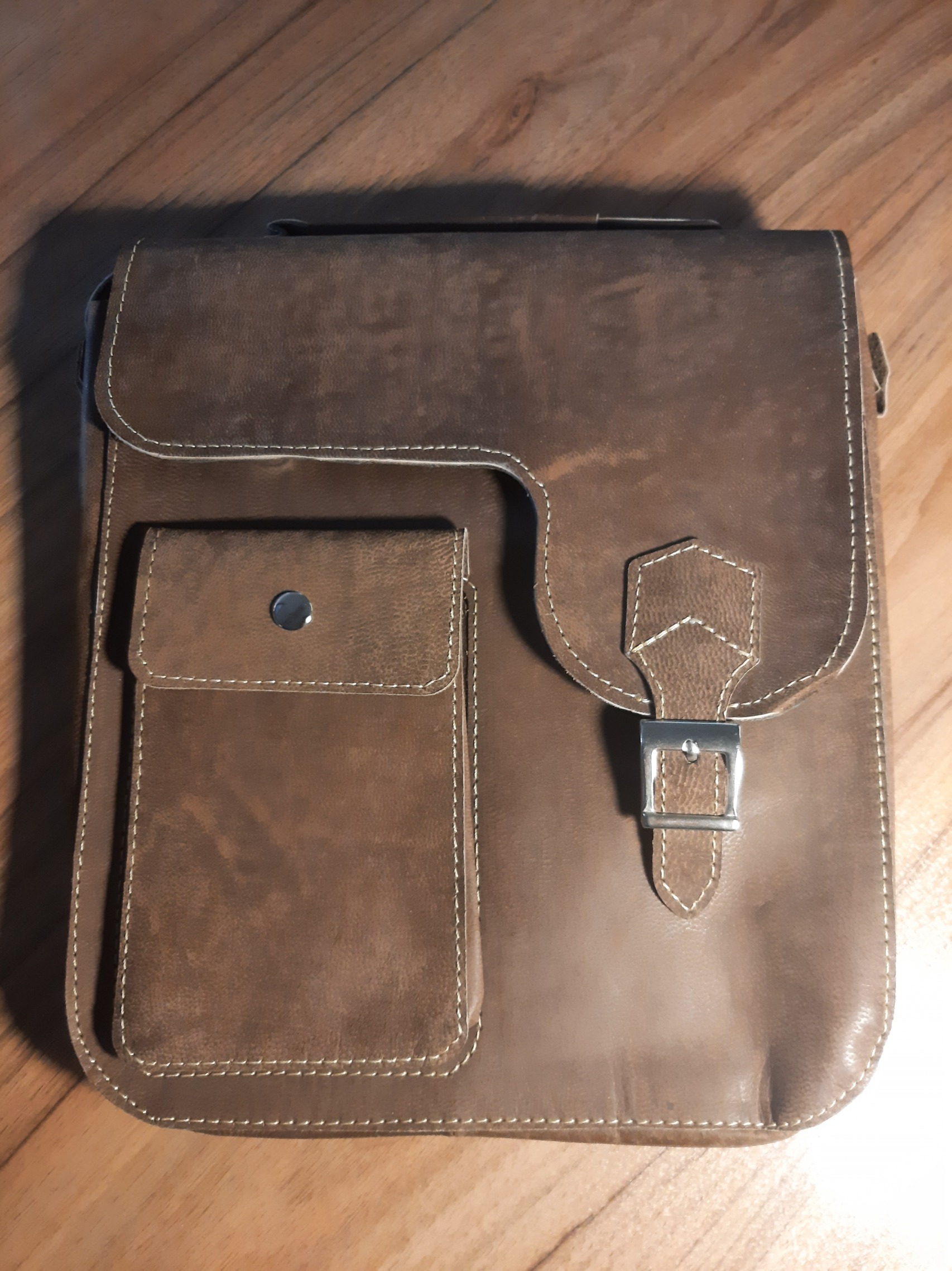 کیف دوشی مردانه بسیار سبک