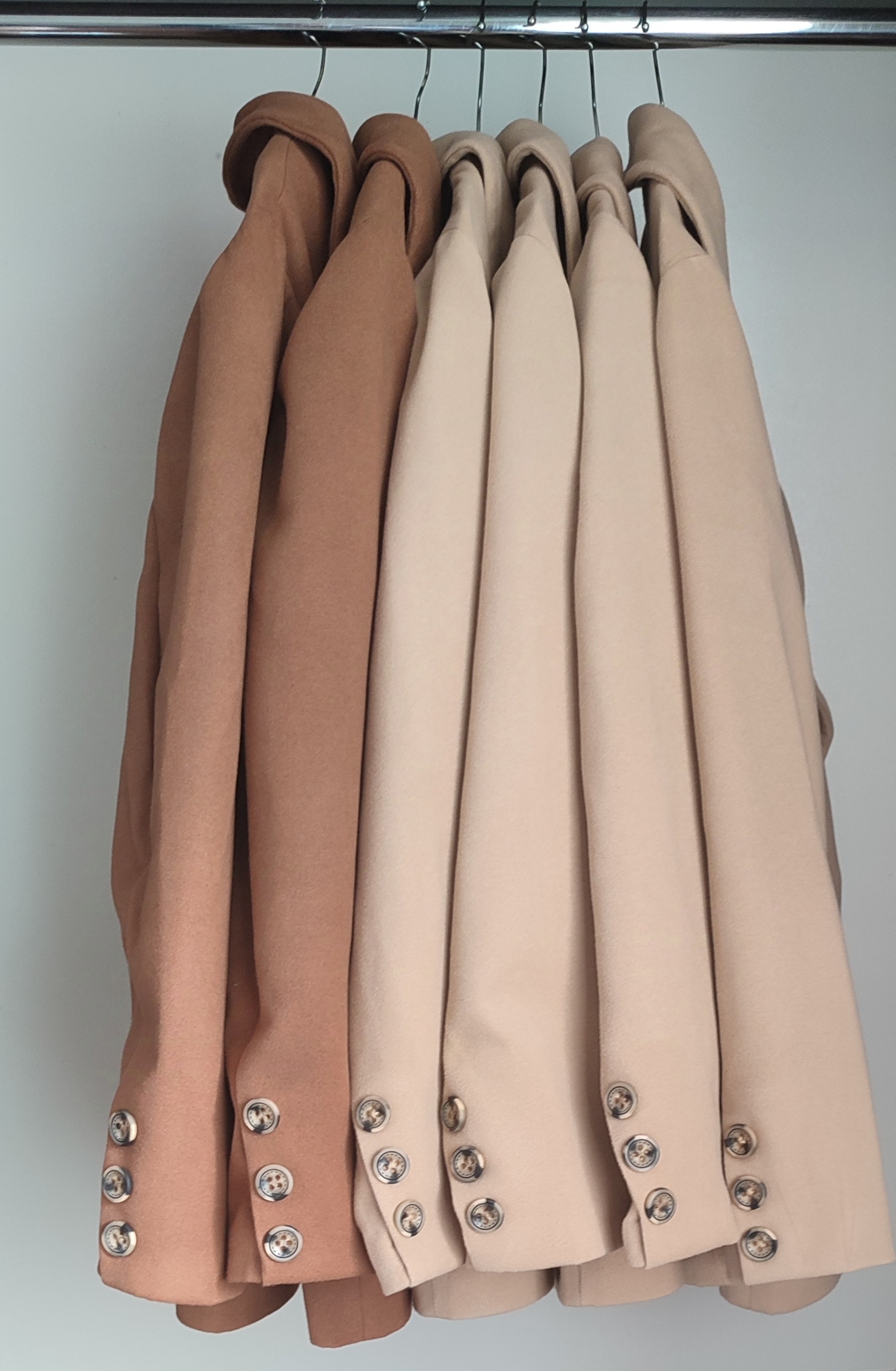 فروش یکجا کت پاییزه و زمستانه زنانه