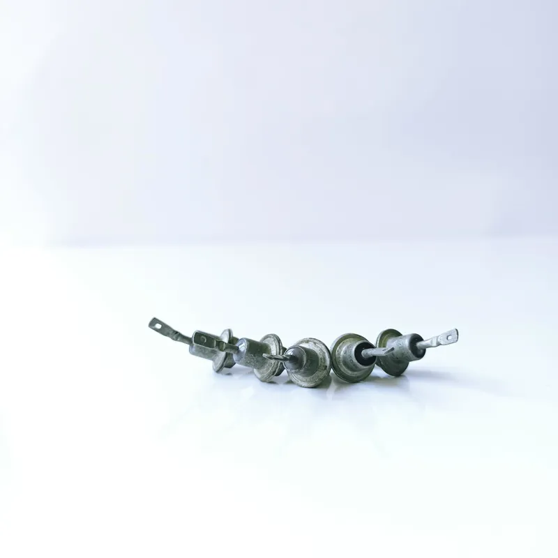 مجموعه دیود فلزی پیچی