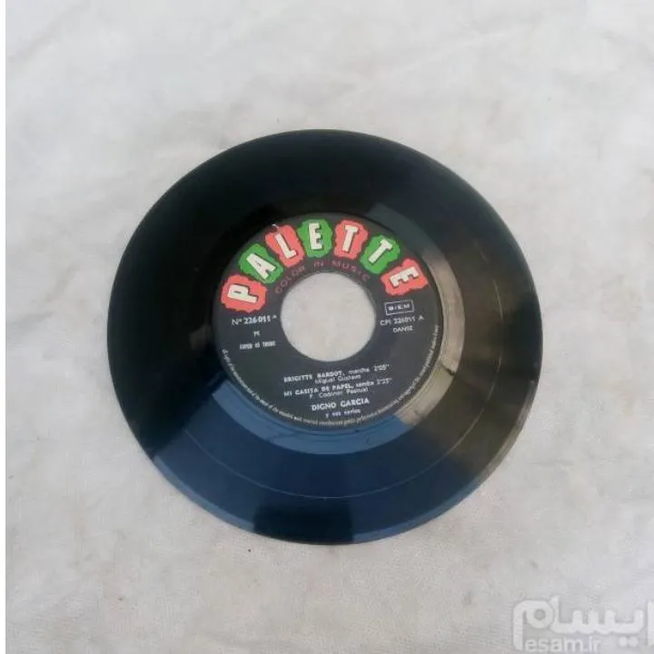 صفحه گرام قدیمی خارج