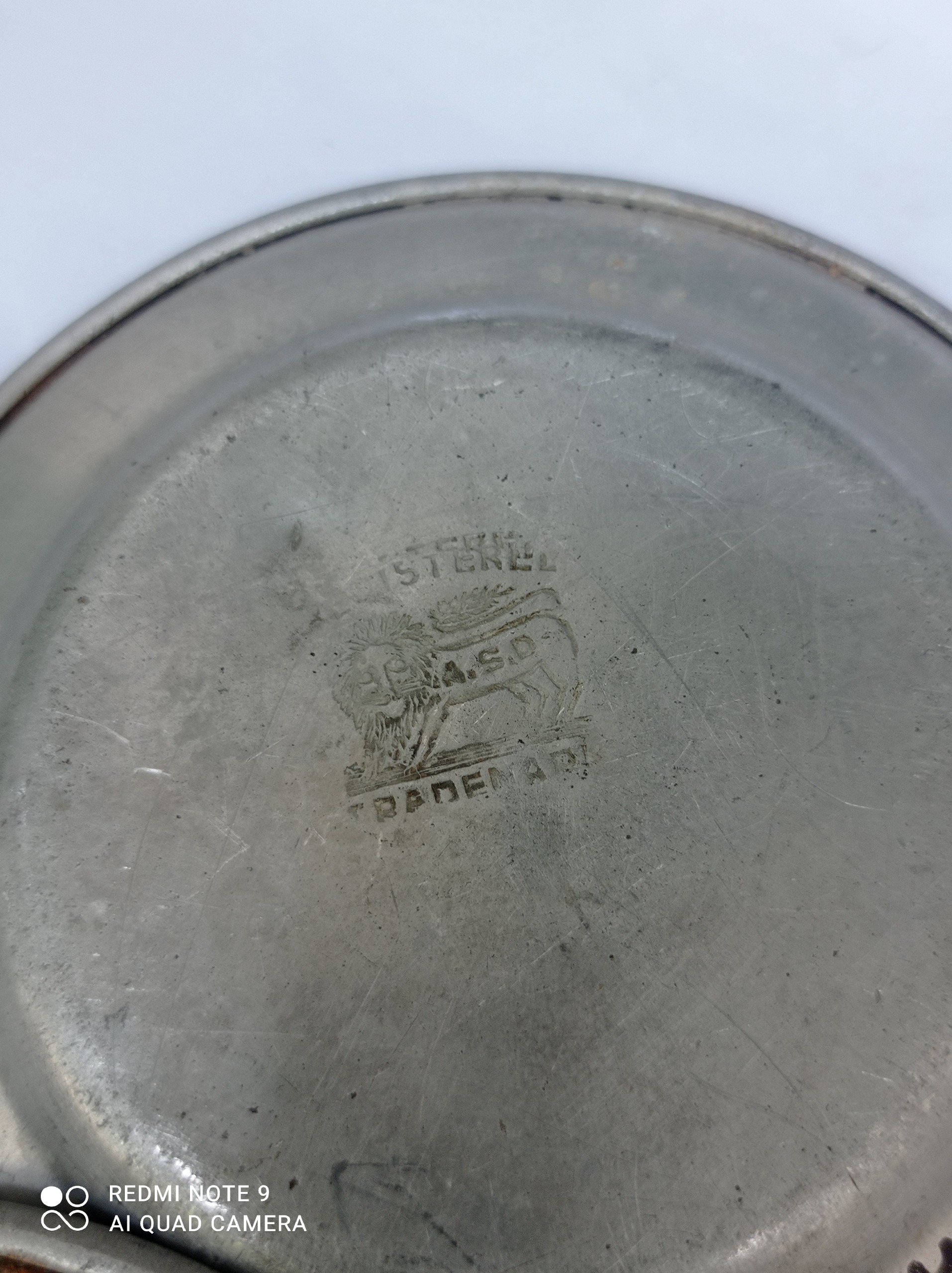 نعلبکی قدیمی شیروخورشید بسیار نایاب 3 عدد