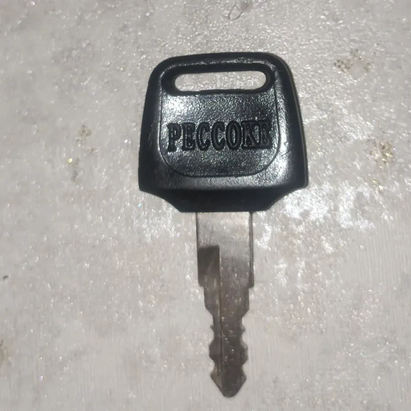 سوییچ موتور PECCOKE