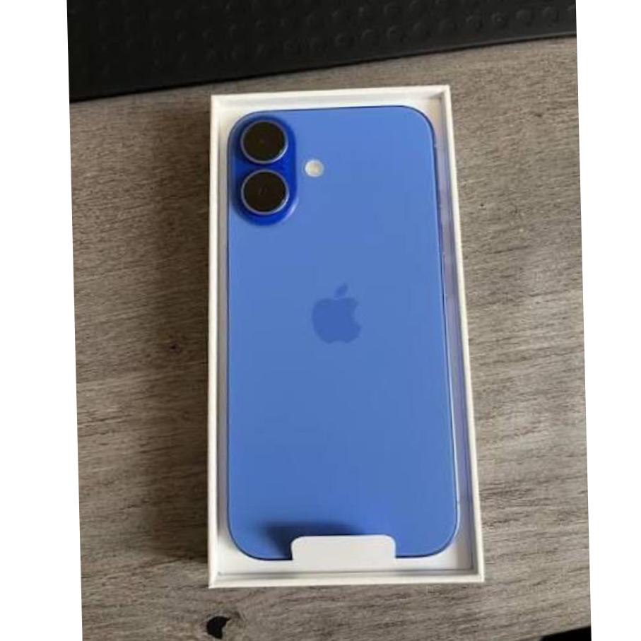 موبایل آیفون 16 همراه آداپتور و کاور و