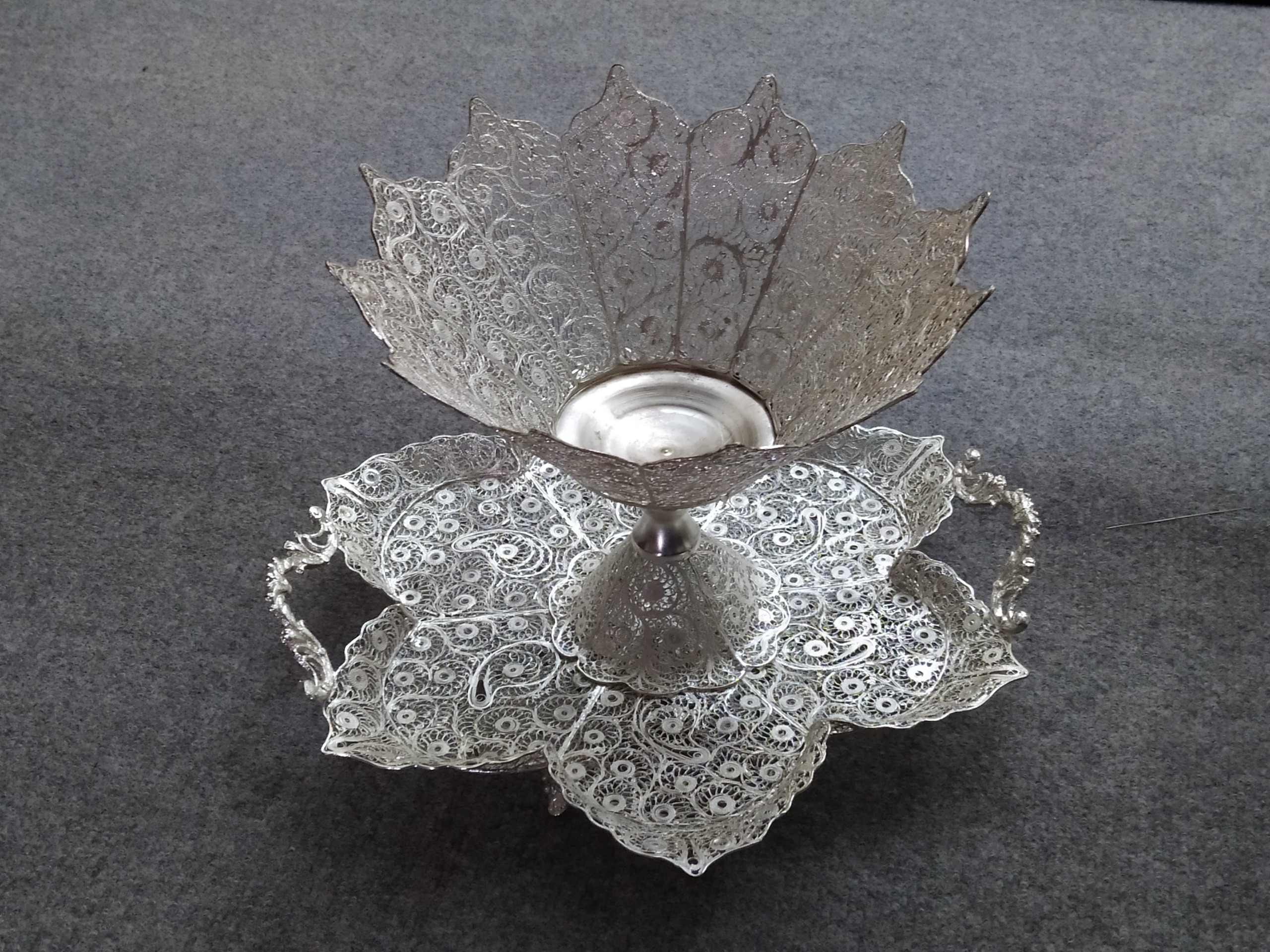 سینی و میوه خوری ملیله
