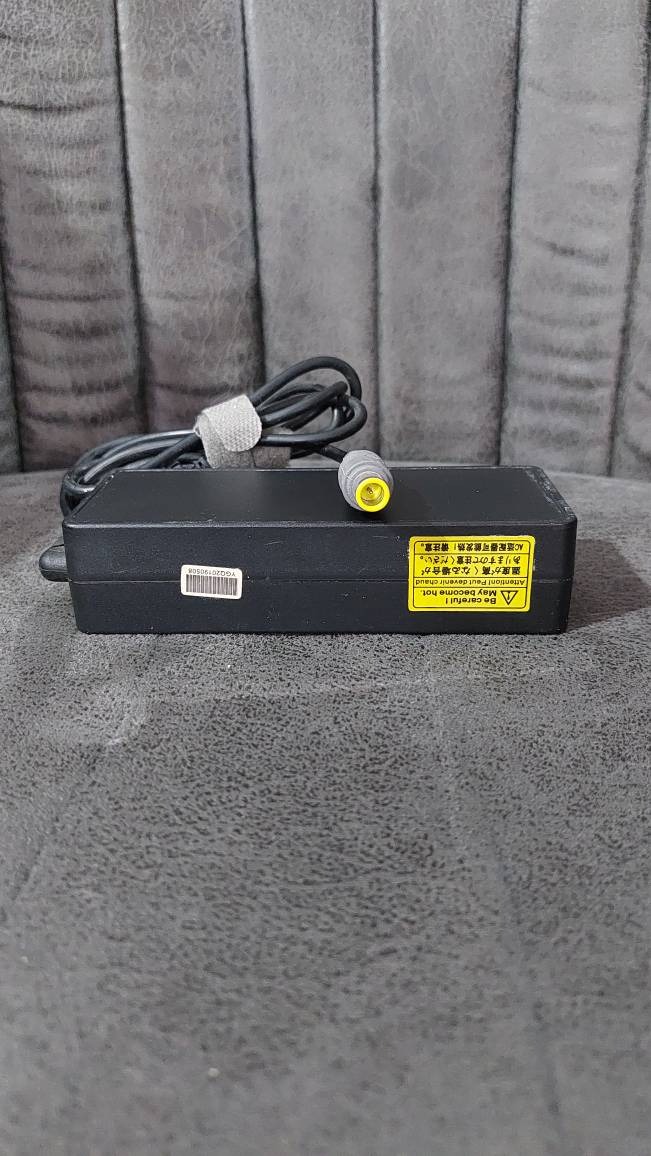 شارژر لپ تاپ اصلی