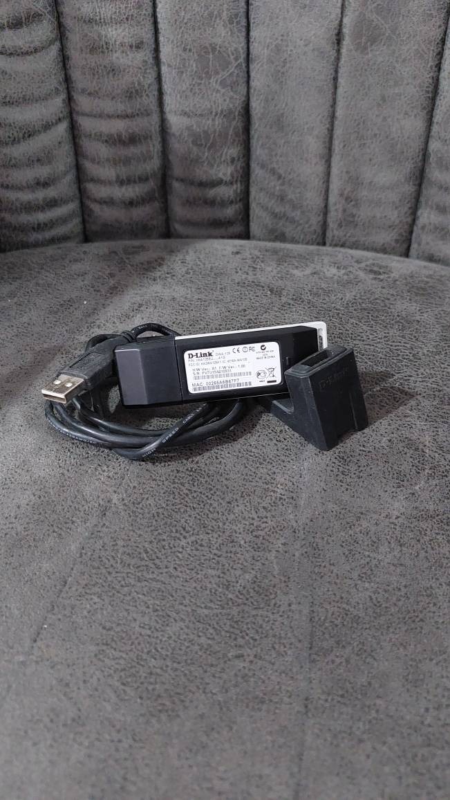 دانگل وایفای دی لینکD-link