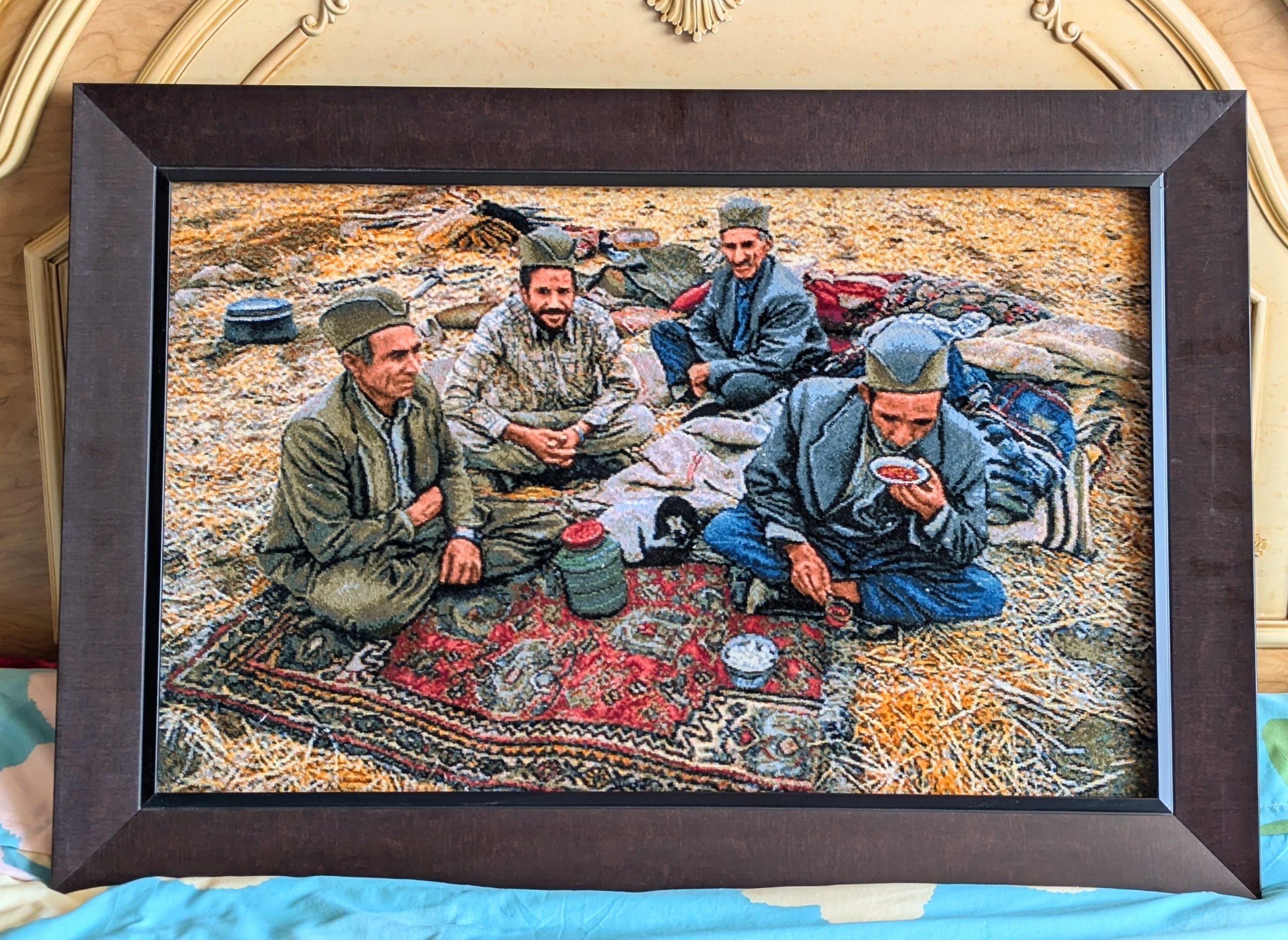 حراج تابلو فرش دستباف تبریز از عصرانه ایل قشقایی