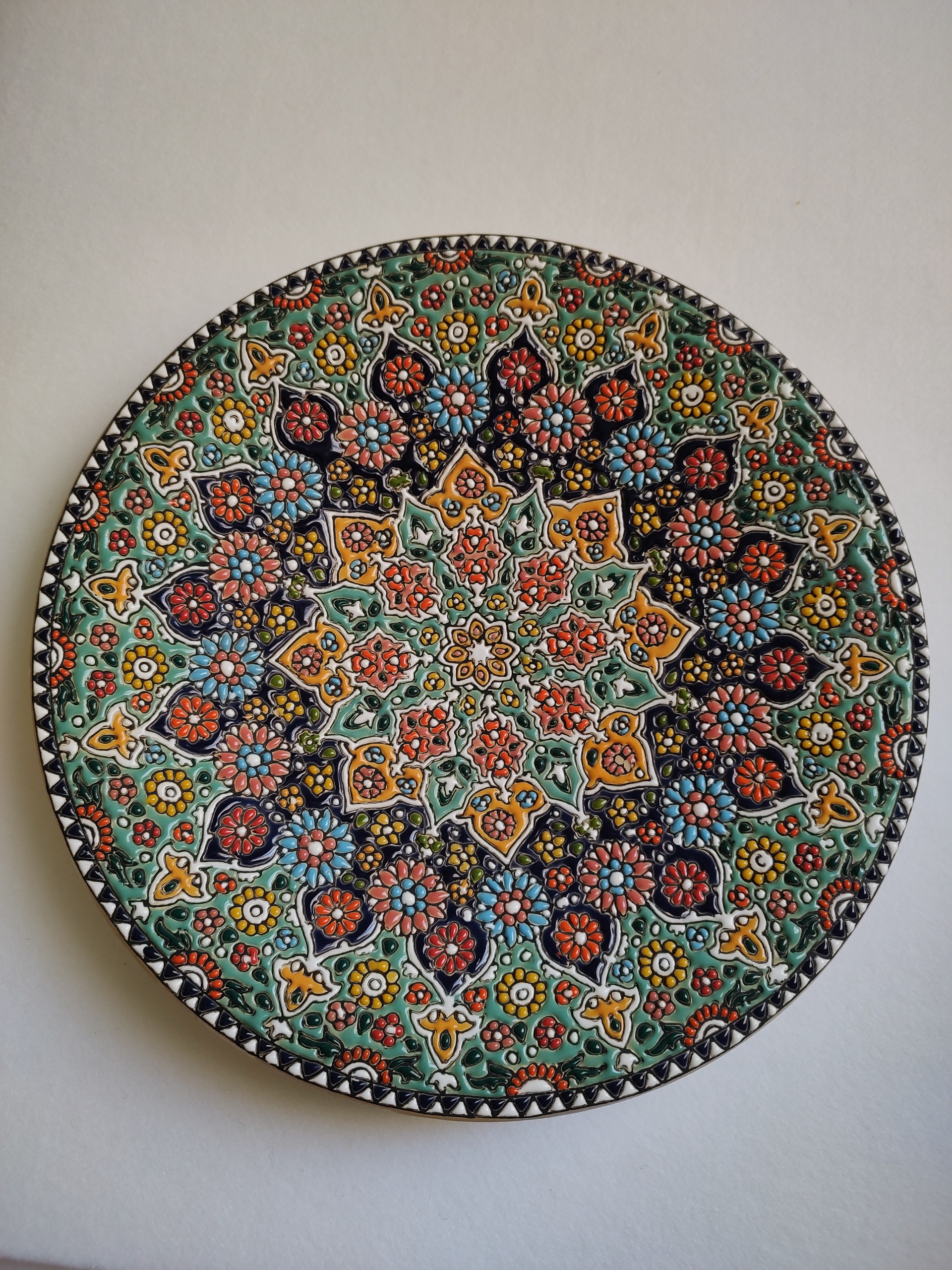 بشقاب سفال میناکاری