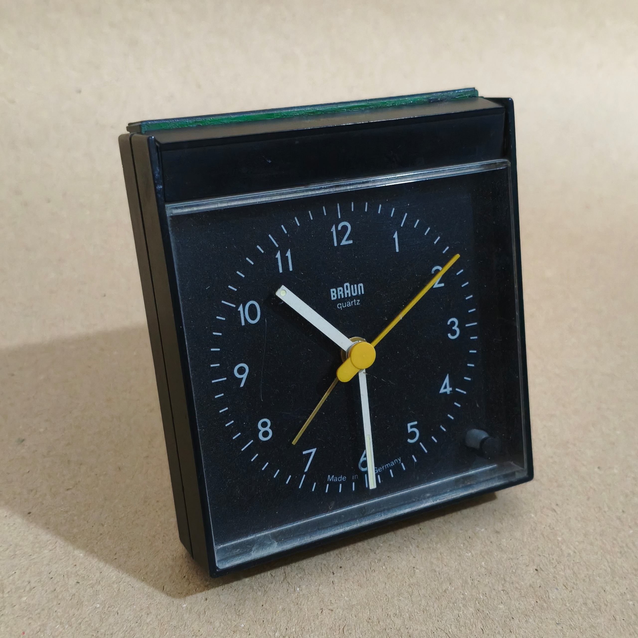 ساعت آنتیک آلمانی براون Braun