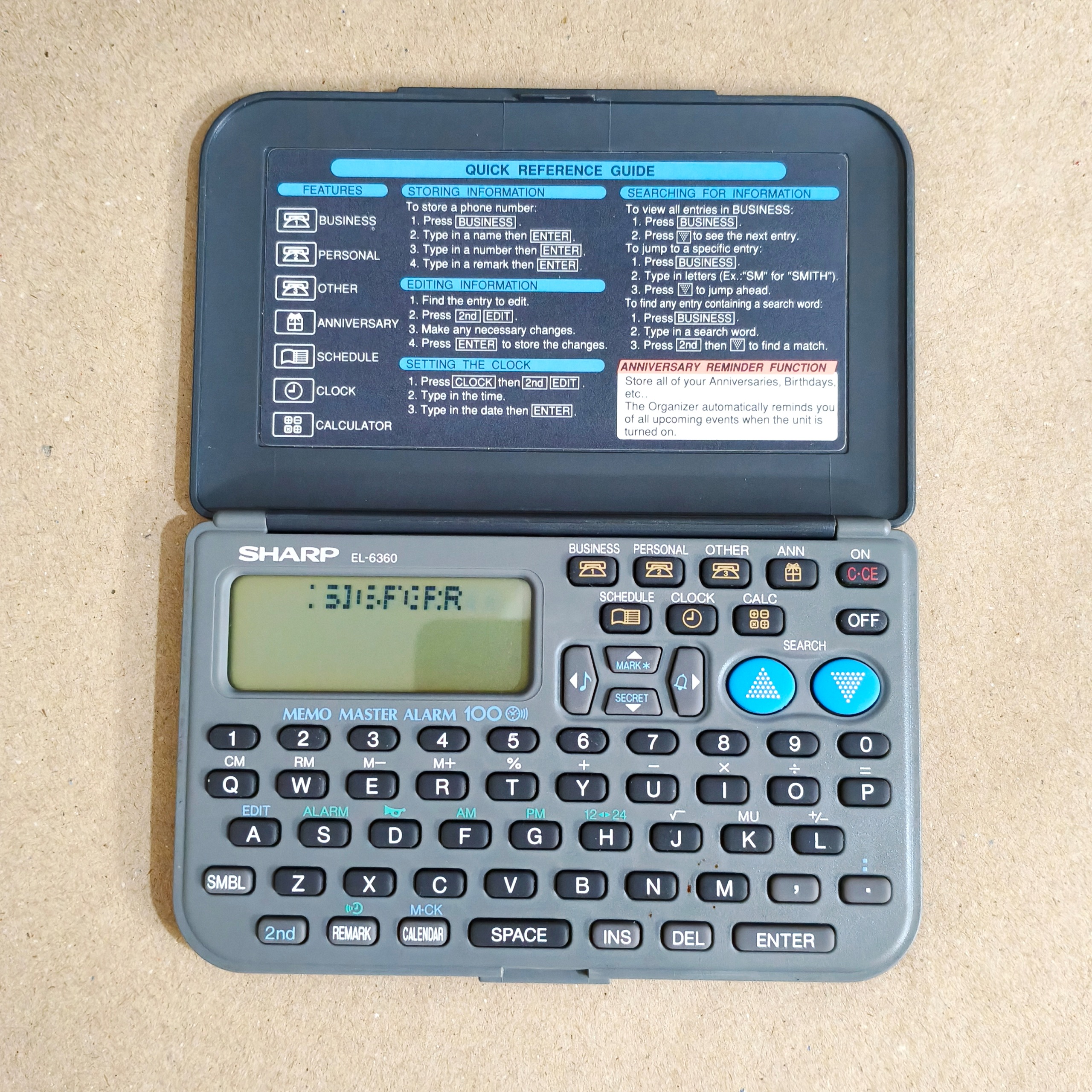 کامپیوتر ماشین حساب حافظه دار شارپ