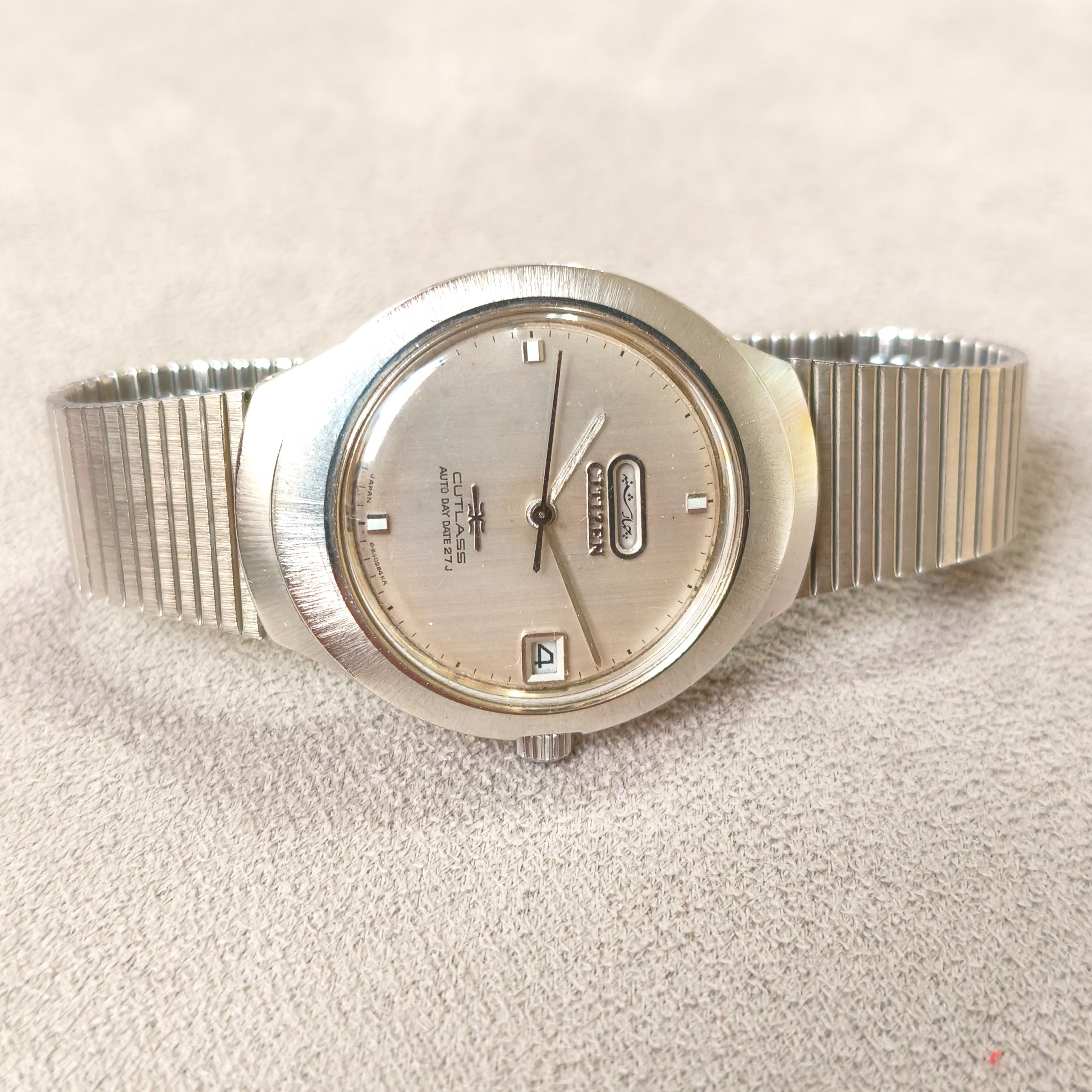 سیتیزن آنتیک و نایاب سری Cutlass