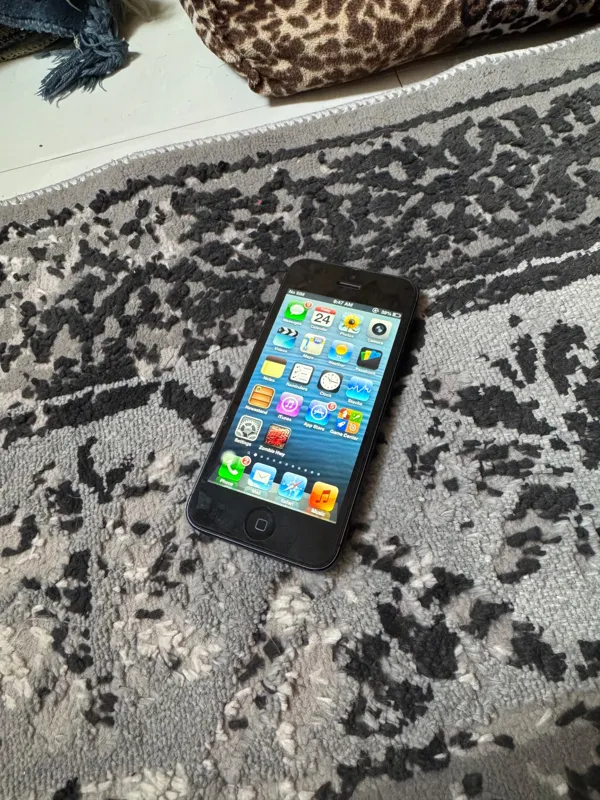 Apple iPhone 5 کلکسیونی