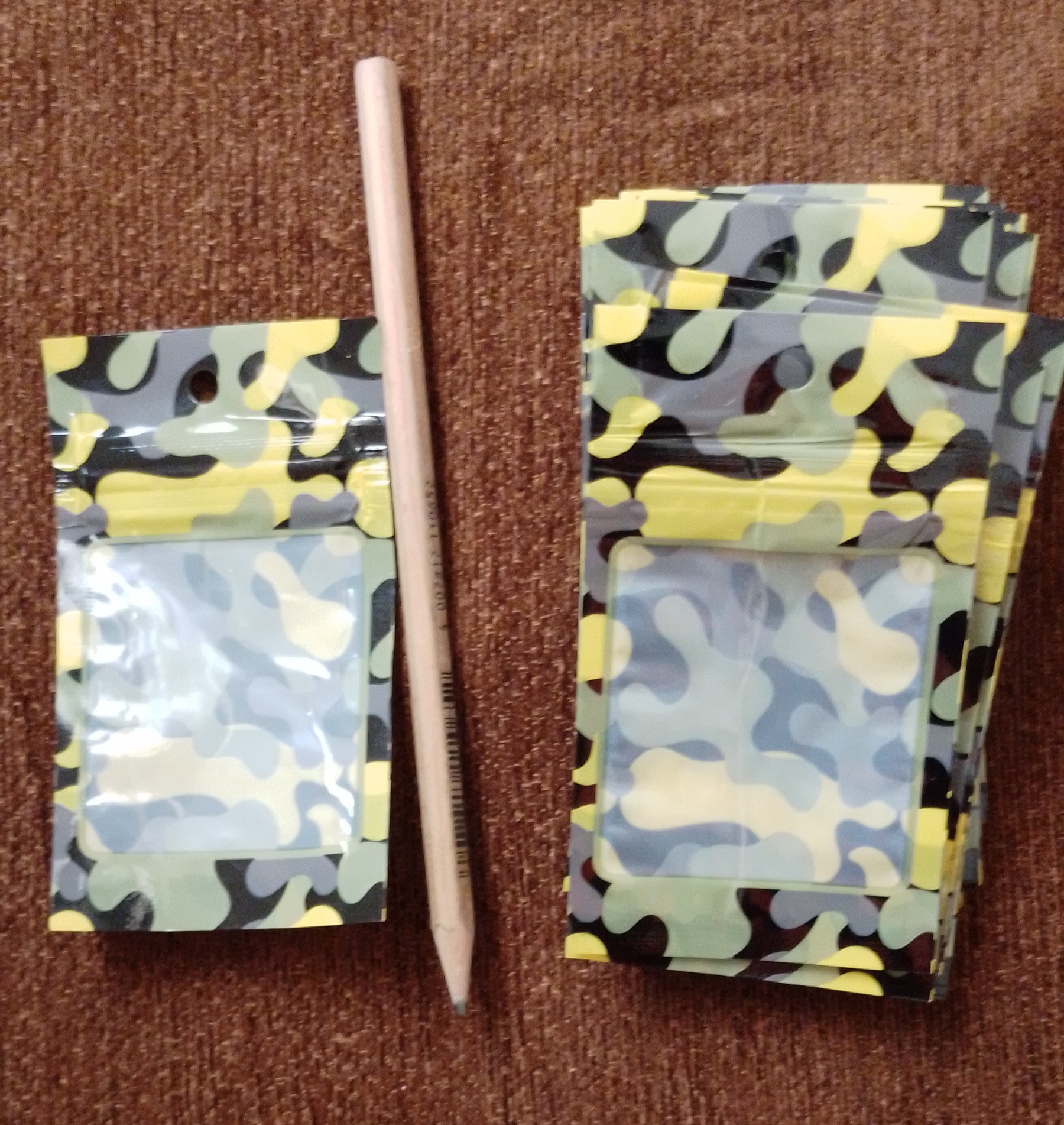 24عدد کیسه زیپ دار کوچک سبز چریکی