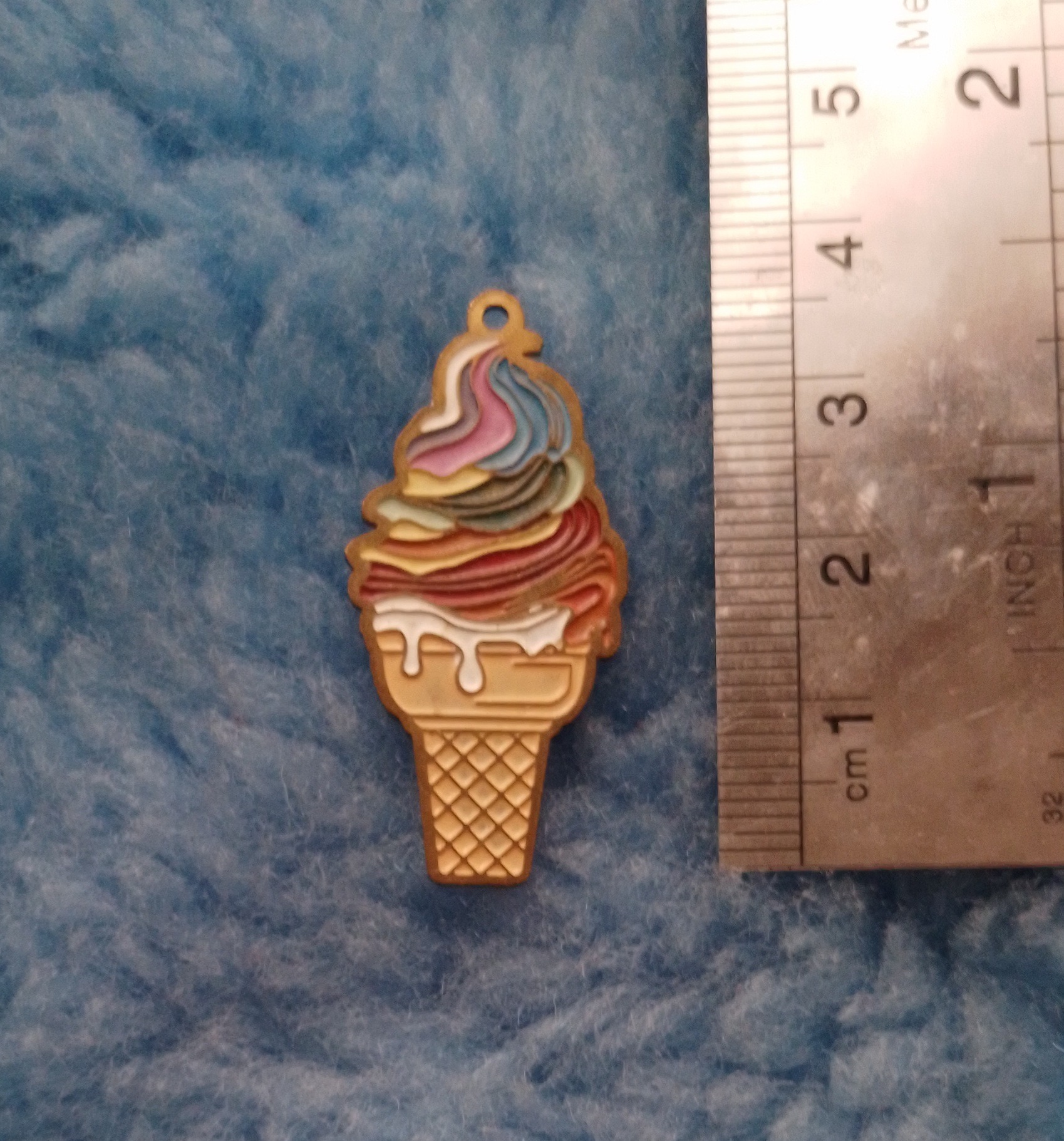 آویز طرح بستنی