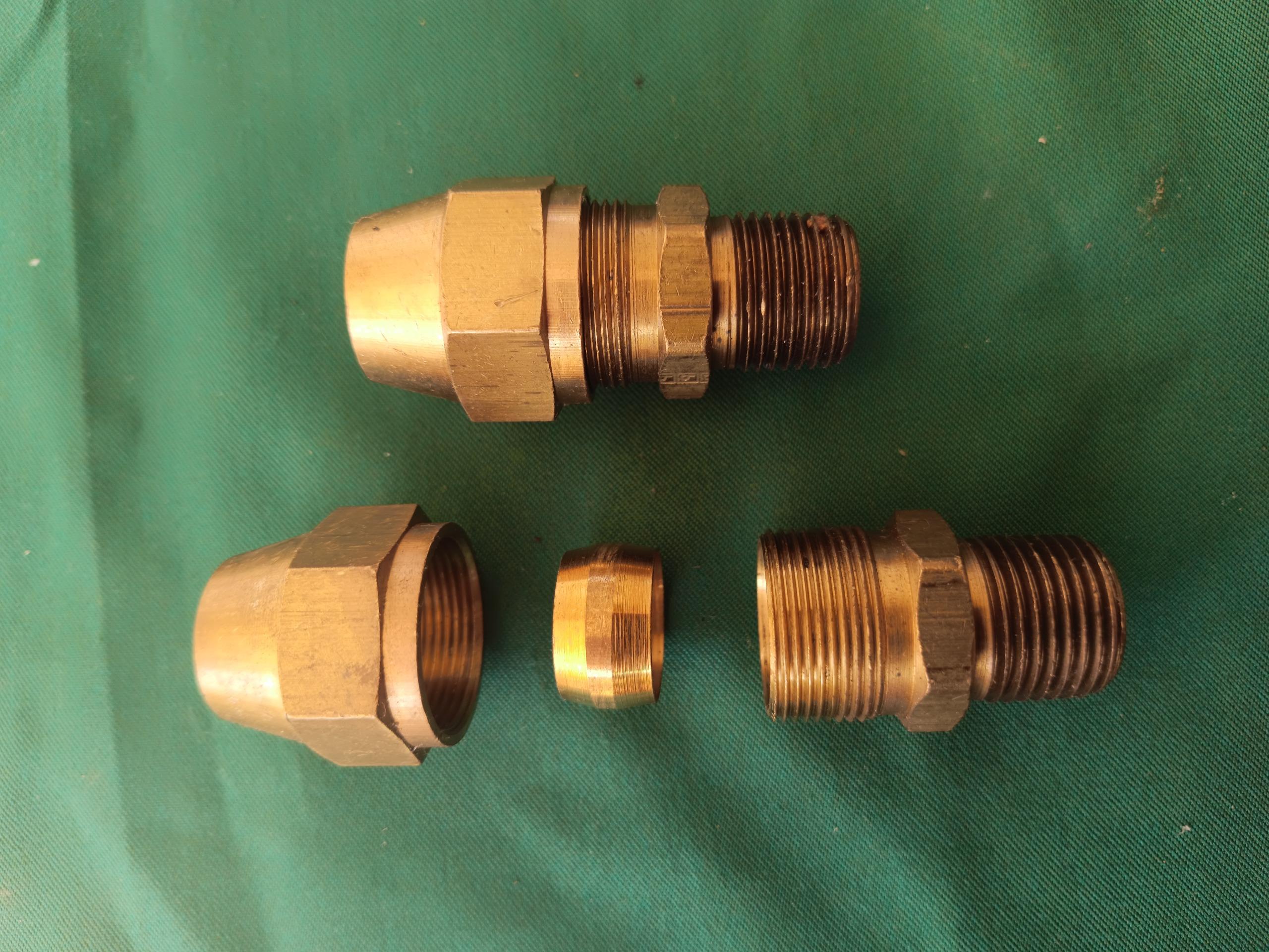 جفت مغزی سه تیکه برنجی