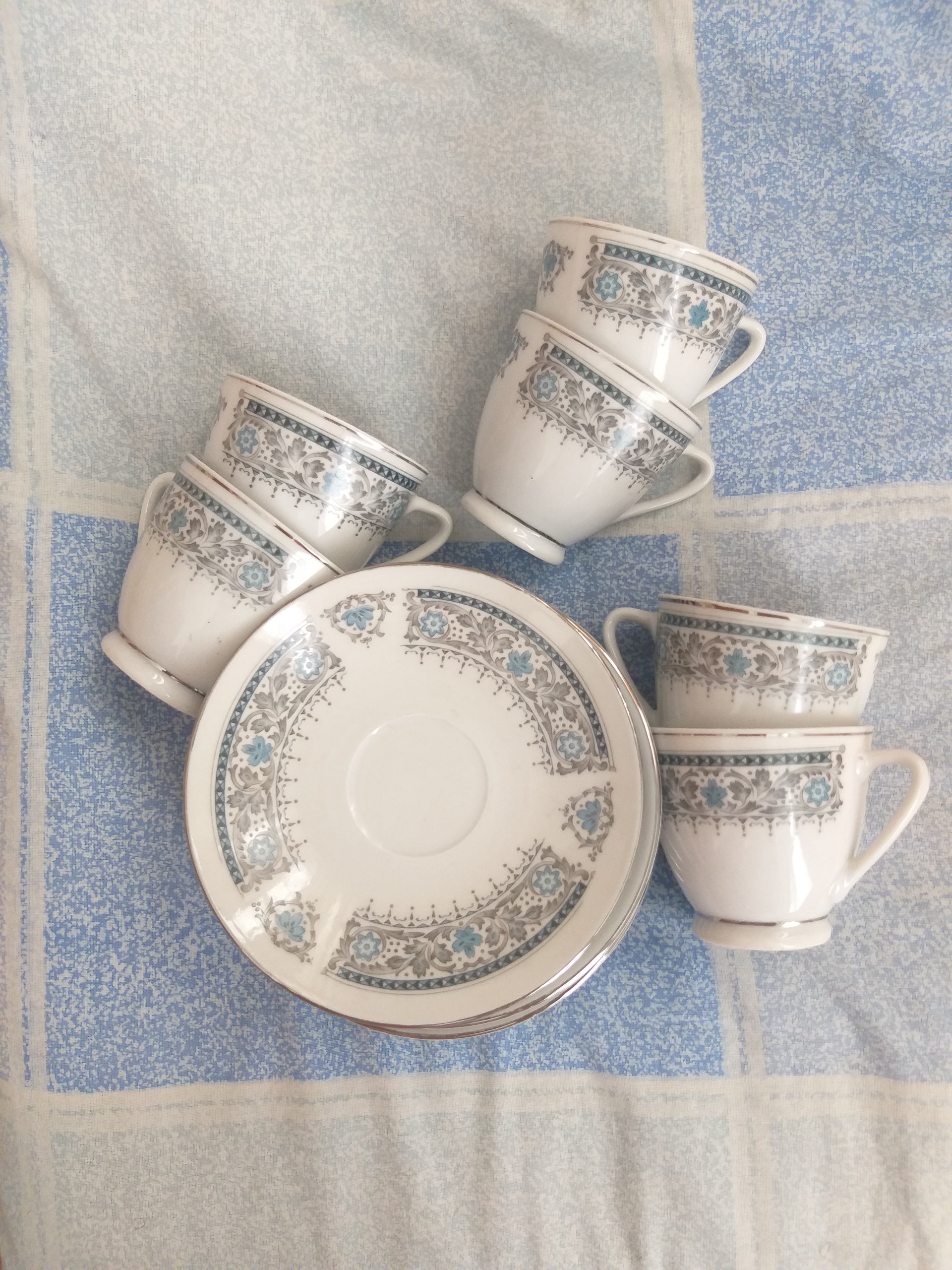 سرویس فنجان و نعلبکی آنتیک اصل چین