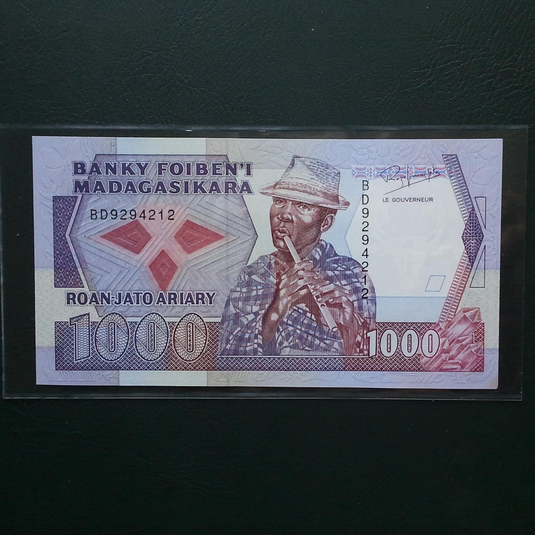 اسکناس تک 1000 فرانک ماداگاسکار 1987 _ 1983