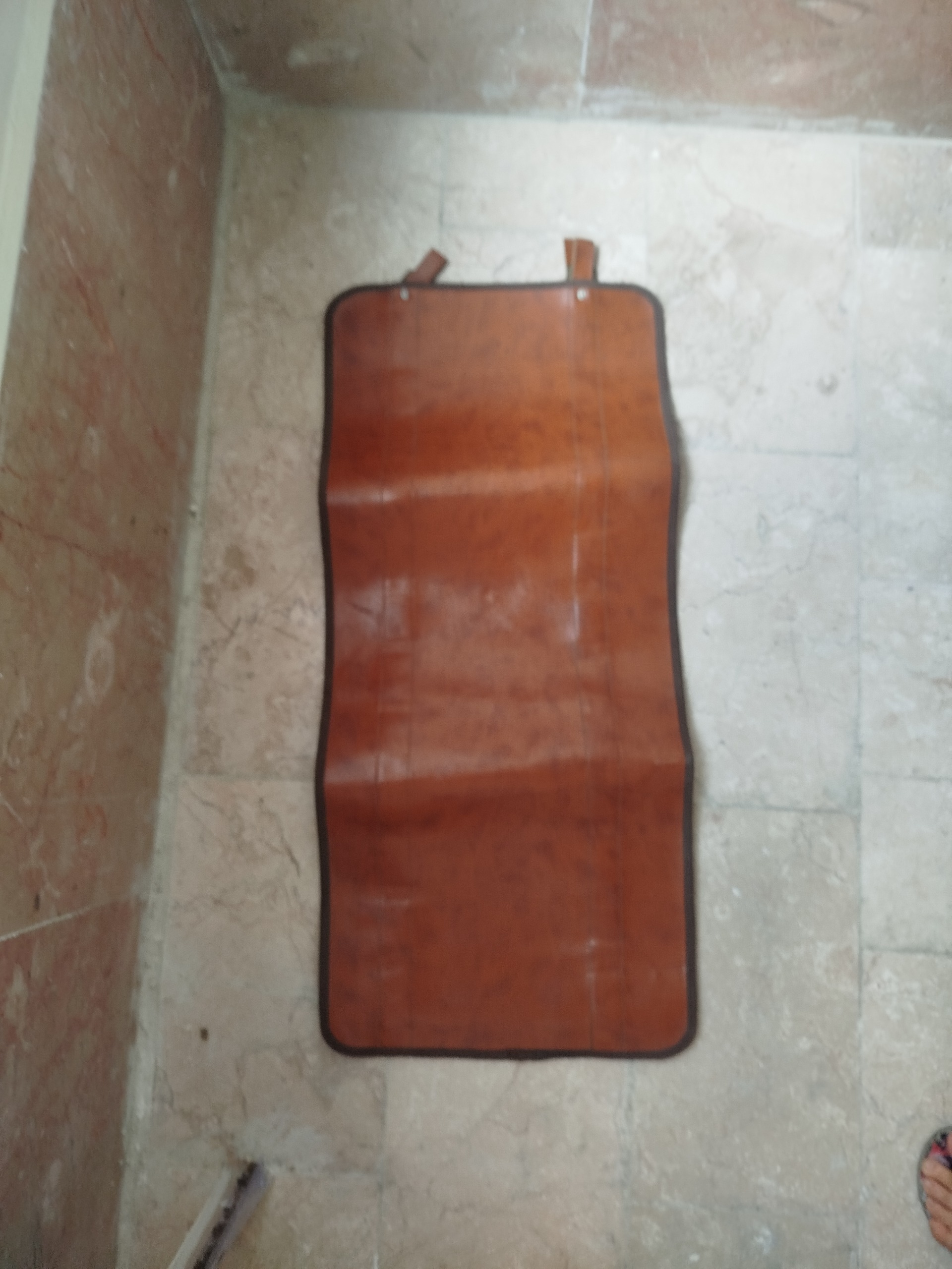 استند چرمی کمربند