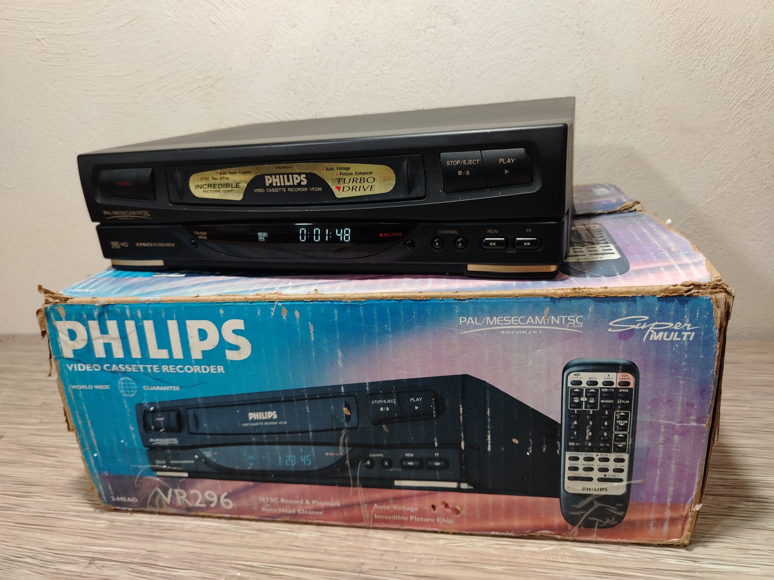 ویدیو فیلم بزرگ فیلیپس philips VR296