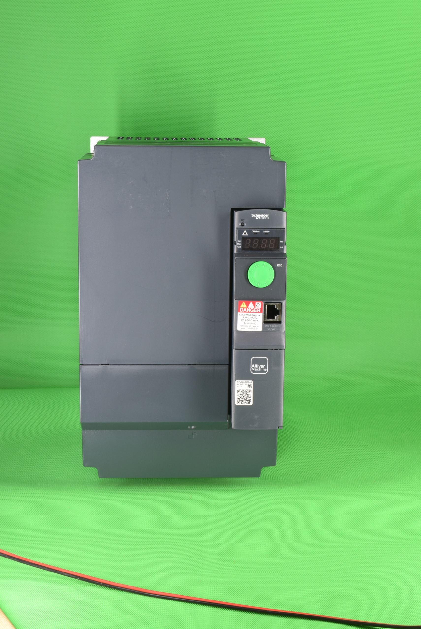 اینورتر اشنایدر atv320d15n4 سری 320 توان 15kw