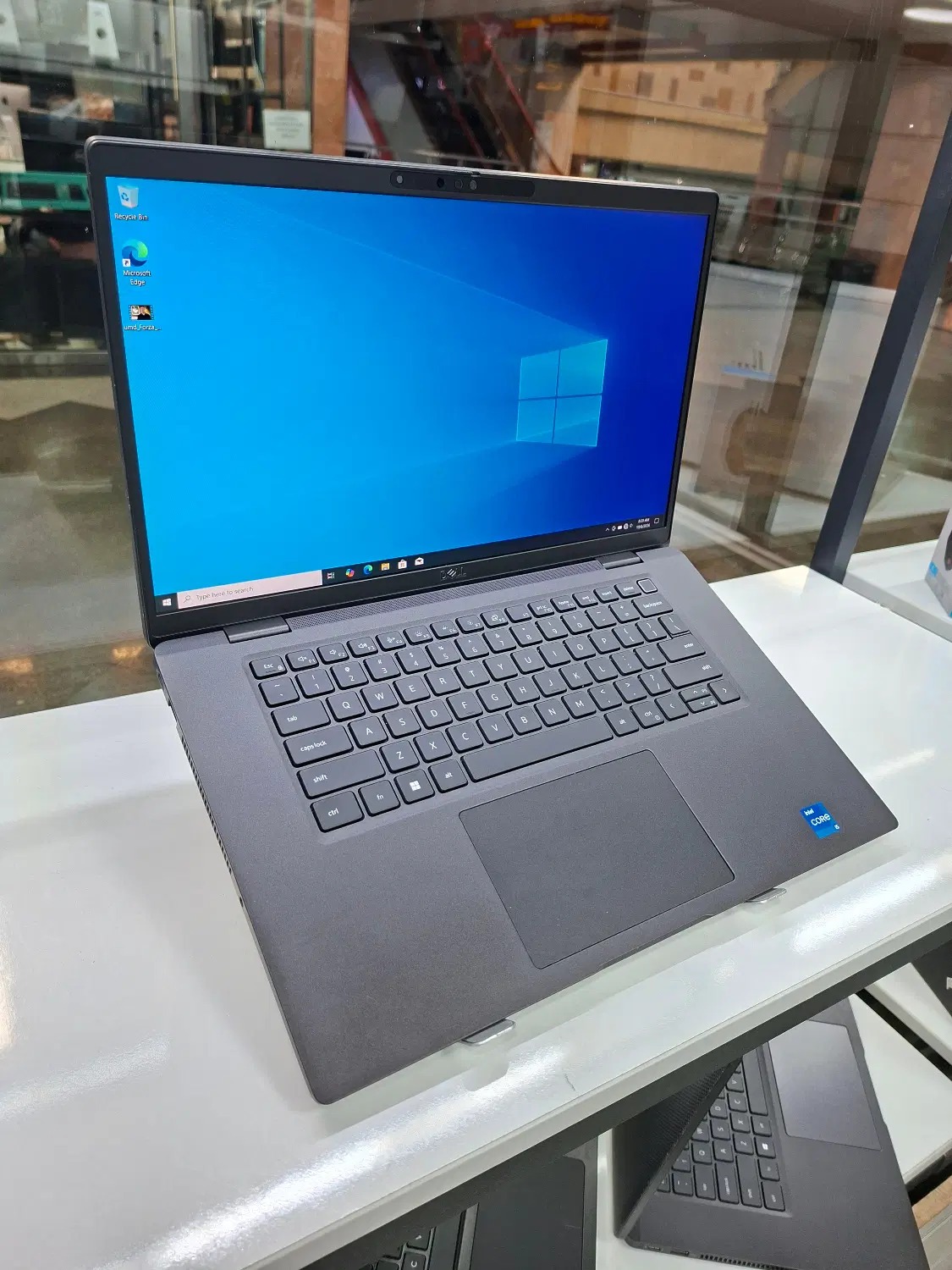 لپ تاپ Dell Latitude 7530