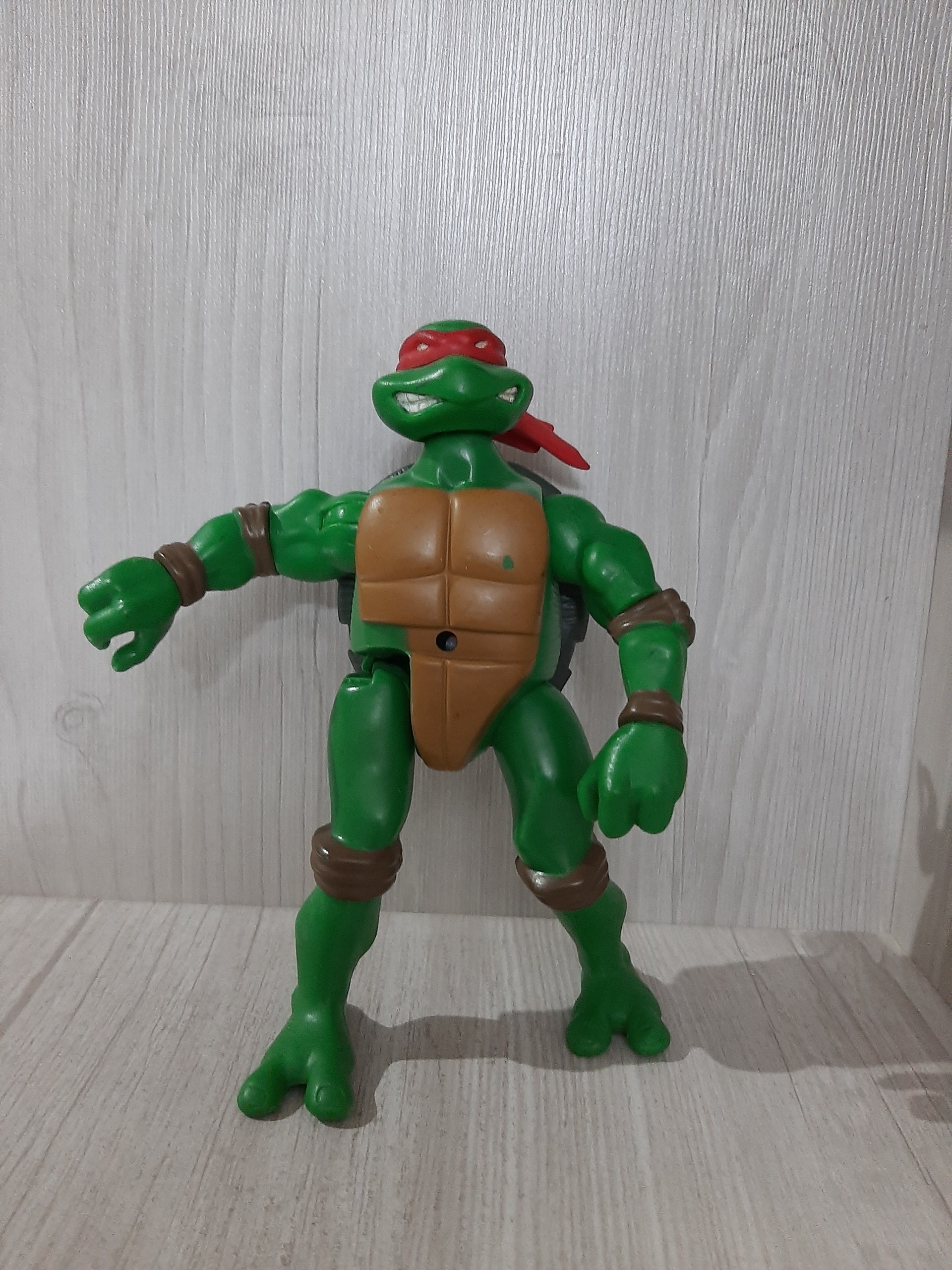 فیگور لاکپشت های نینجا برند playmates سال 2005