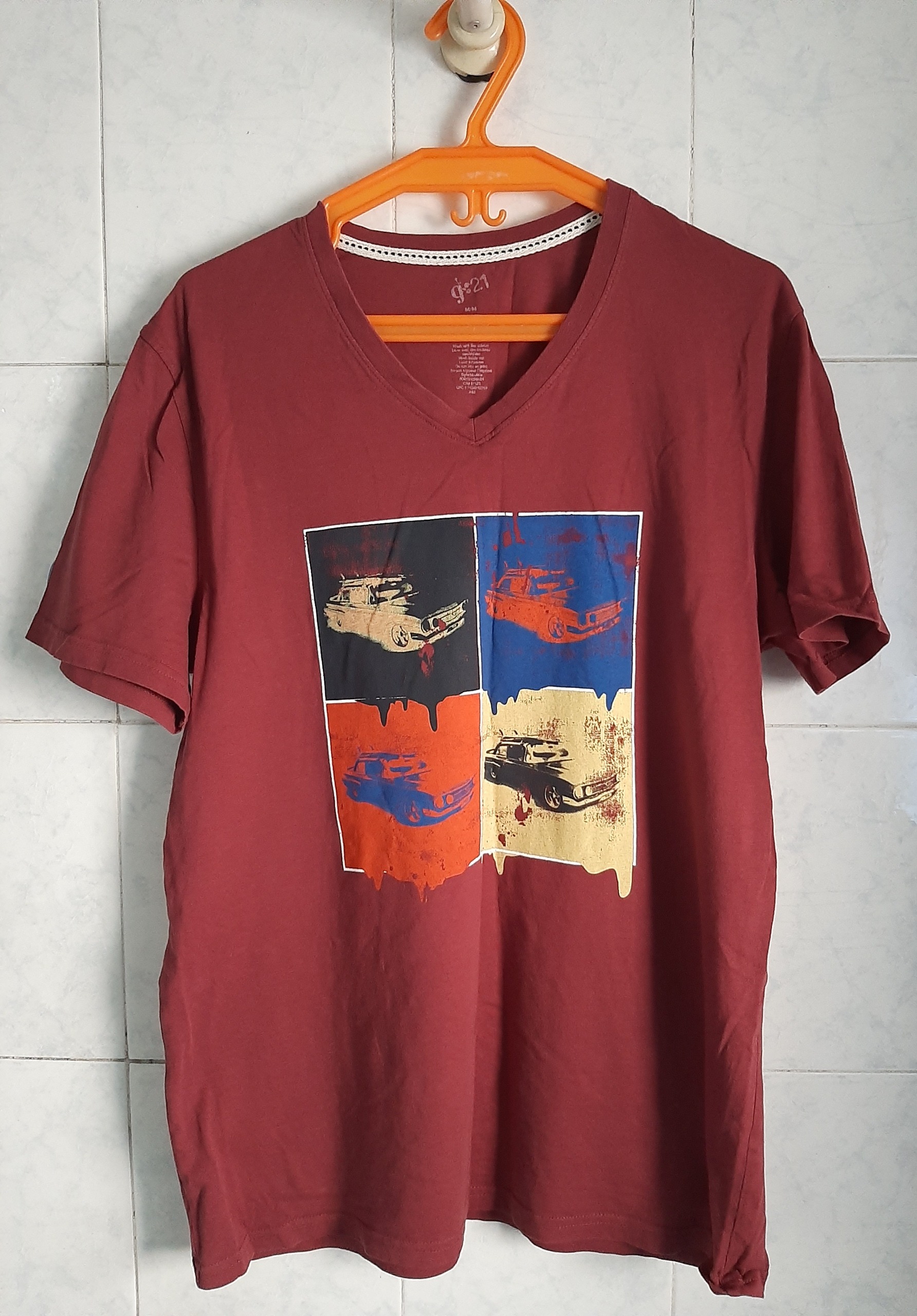 تیشرت اورجینال زرشکی یقه هفت برند g21 طرح ماشین