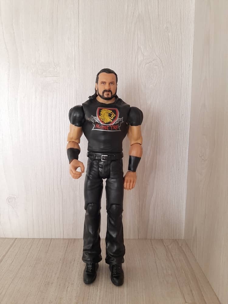 اکشن فیگور کشتی کج DREW MCINTYRE برند MATTEL 2017
