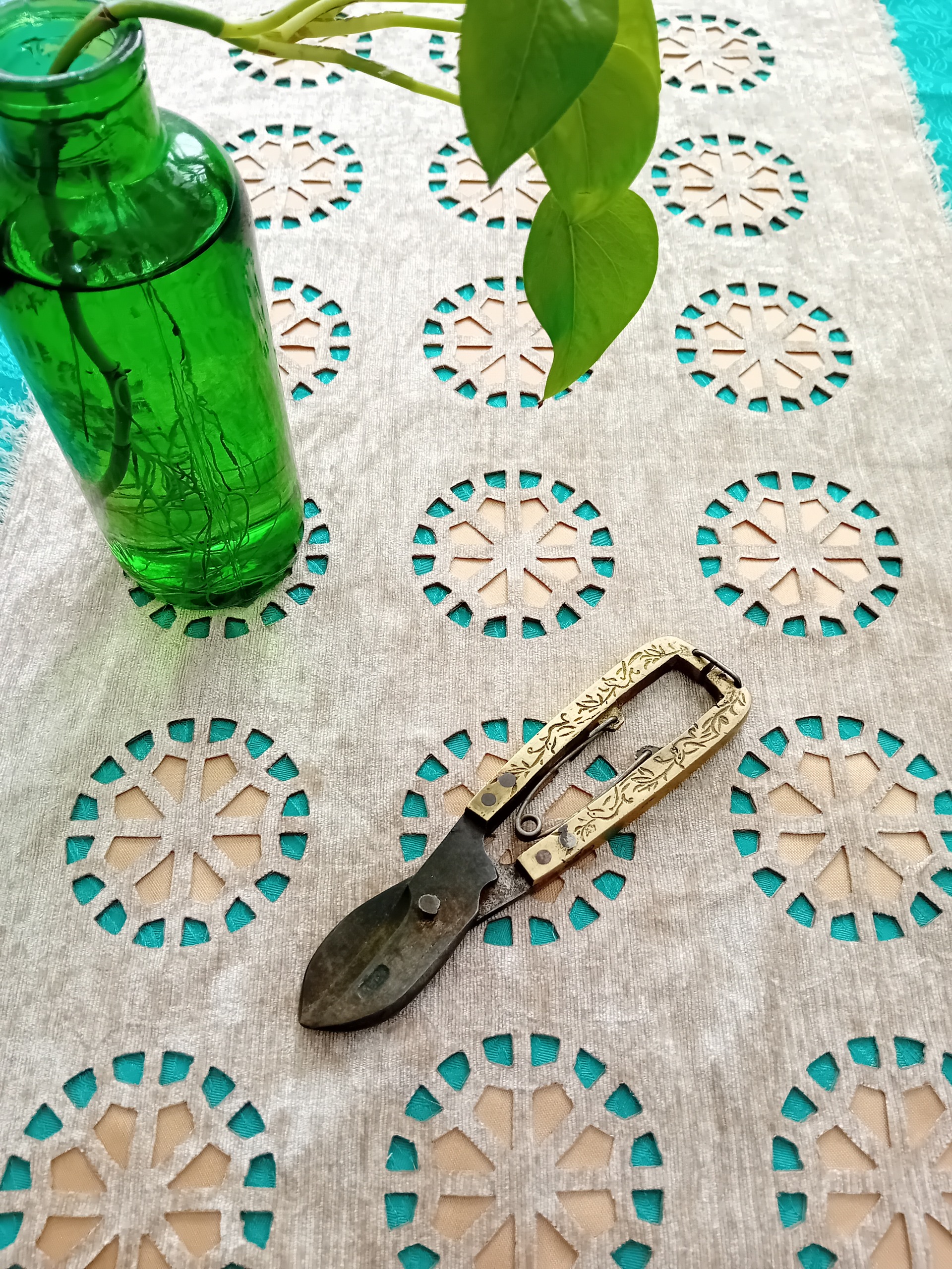 قیچی قند برنجی