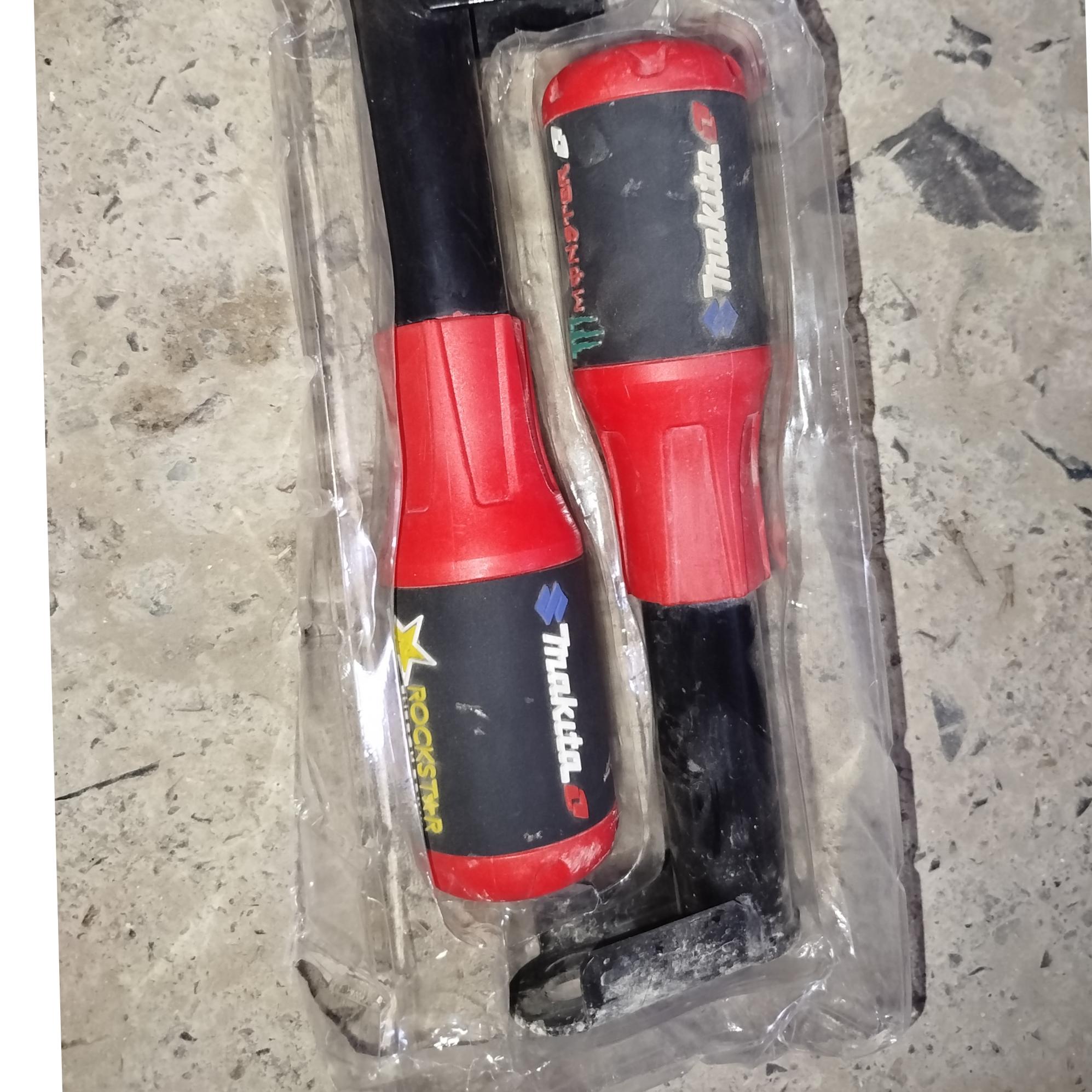 پروتکشن باتومی قرمز