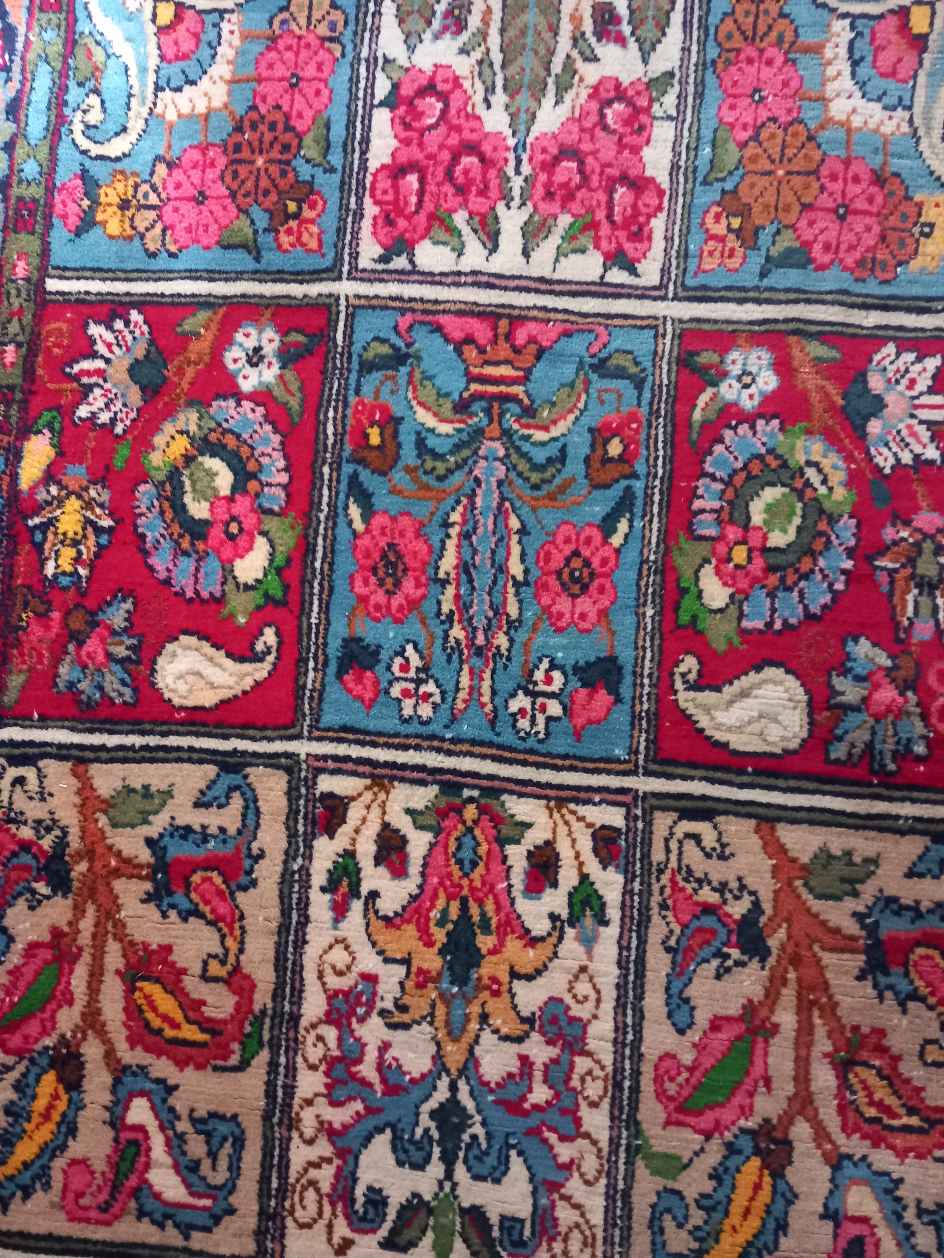 قالیچه دستباف قدیمی