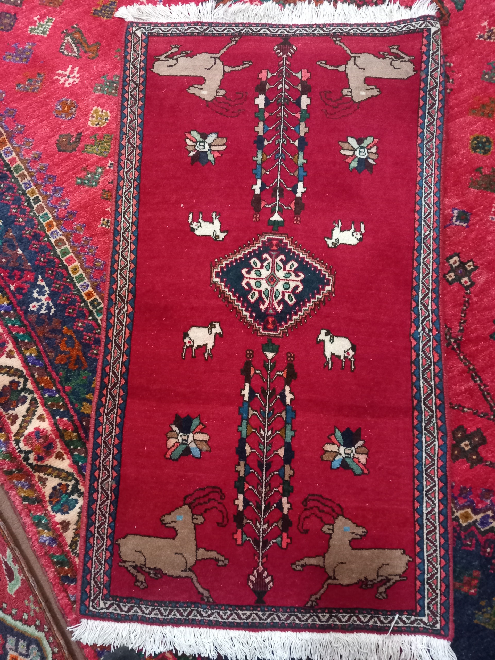 قالیچه ریز بافت پشمی