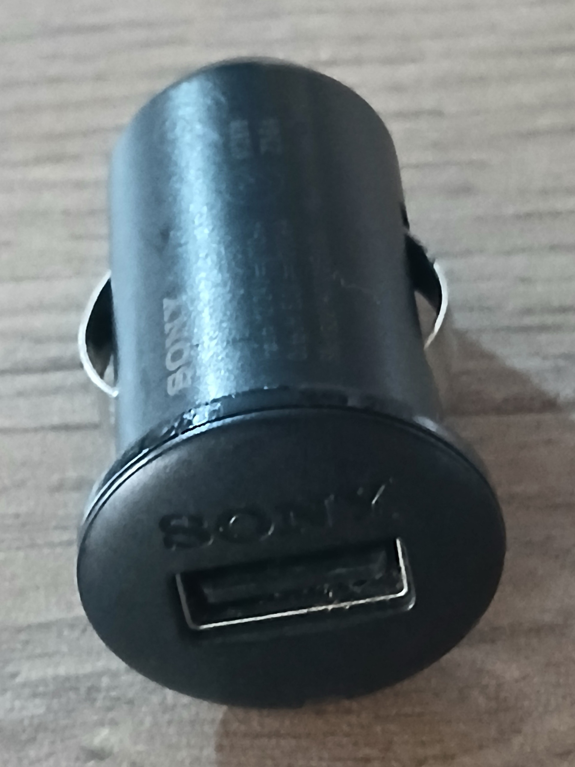 شارژرفندکی ماشین سونی مدل AN400