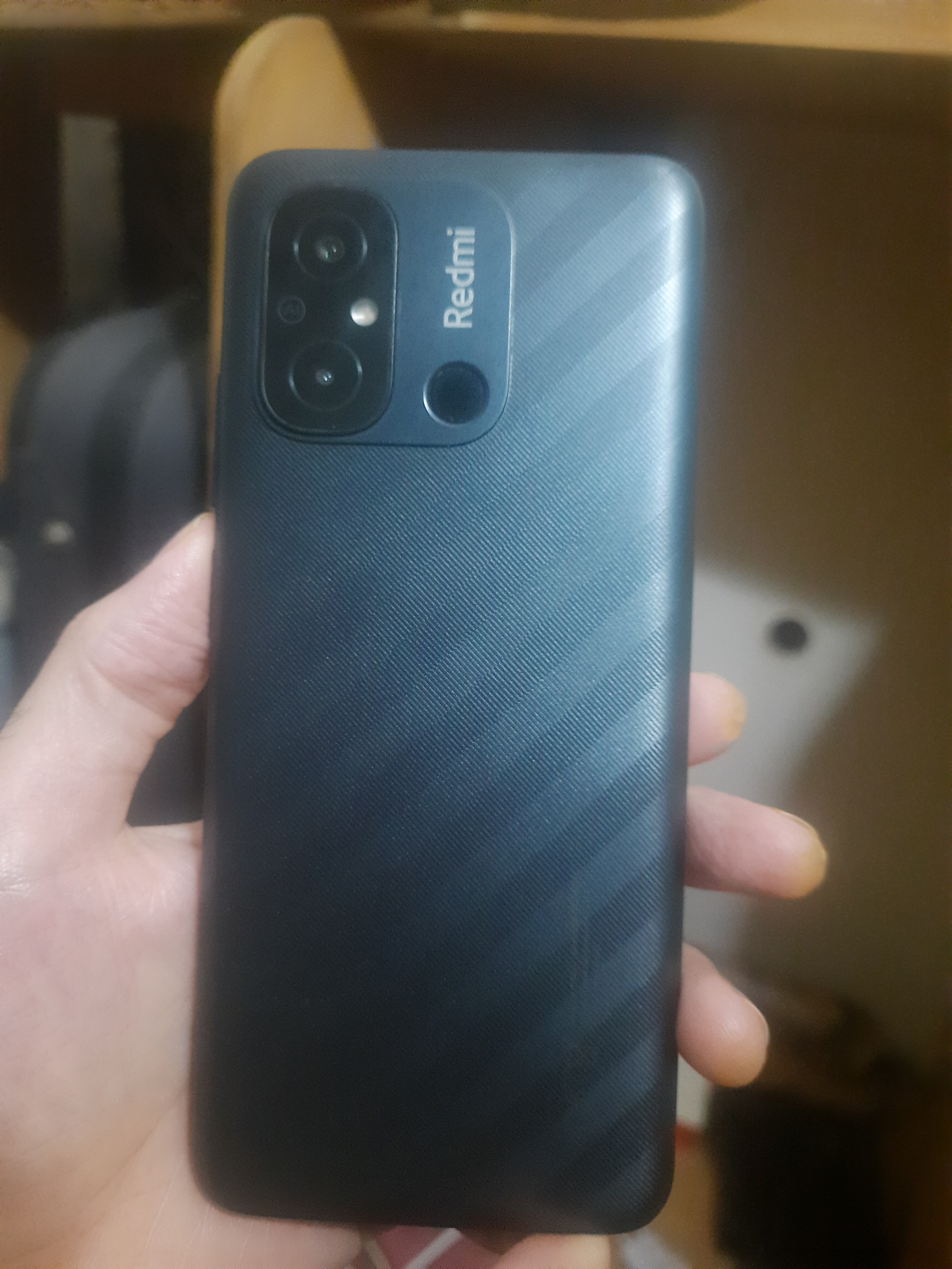 شیومی 12 c در حد