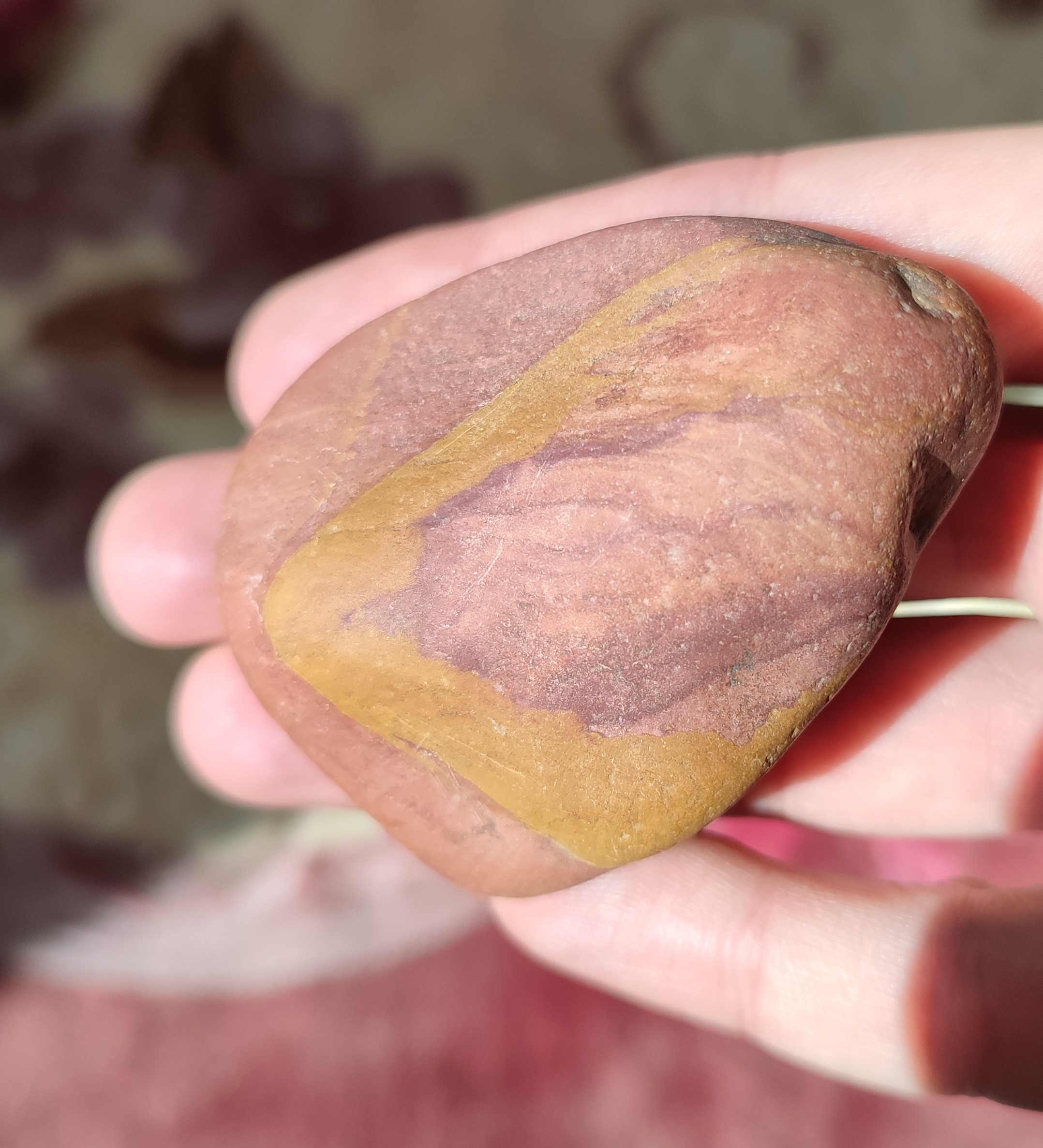 سنگ دو رنگ زیبا