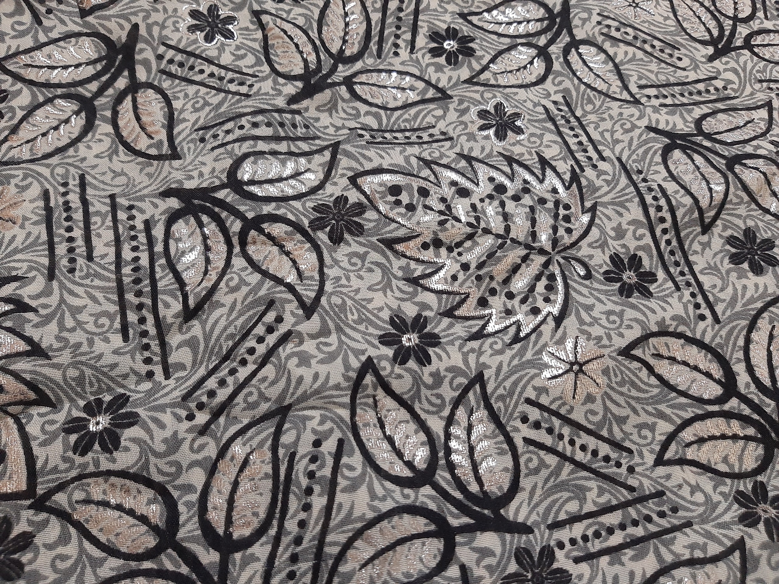 پارچه چادری ( یک قواره )