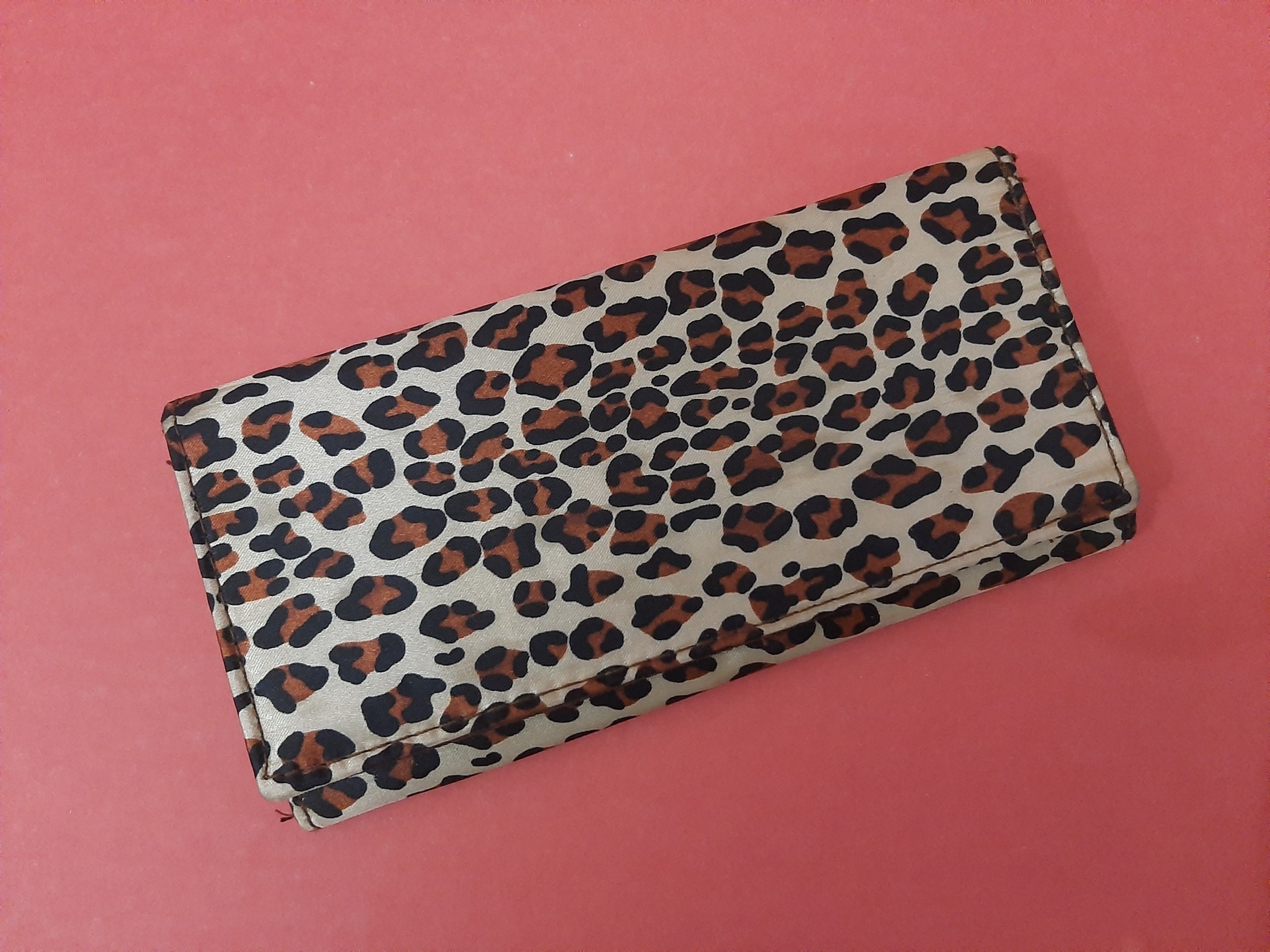 کیف پول زنانه