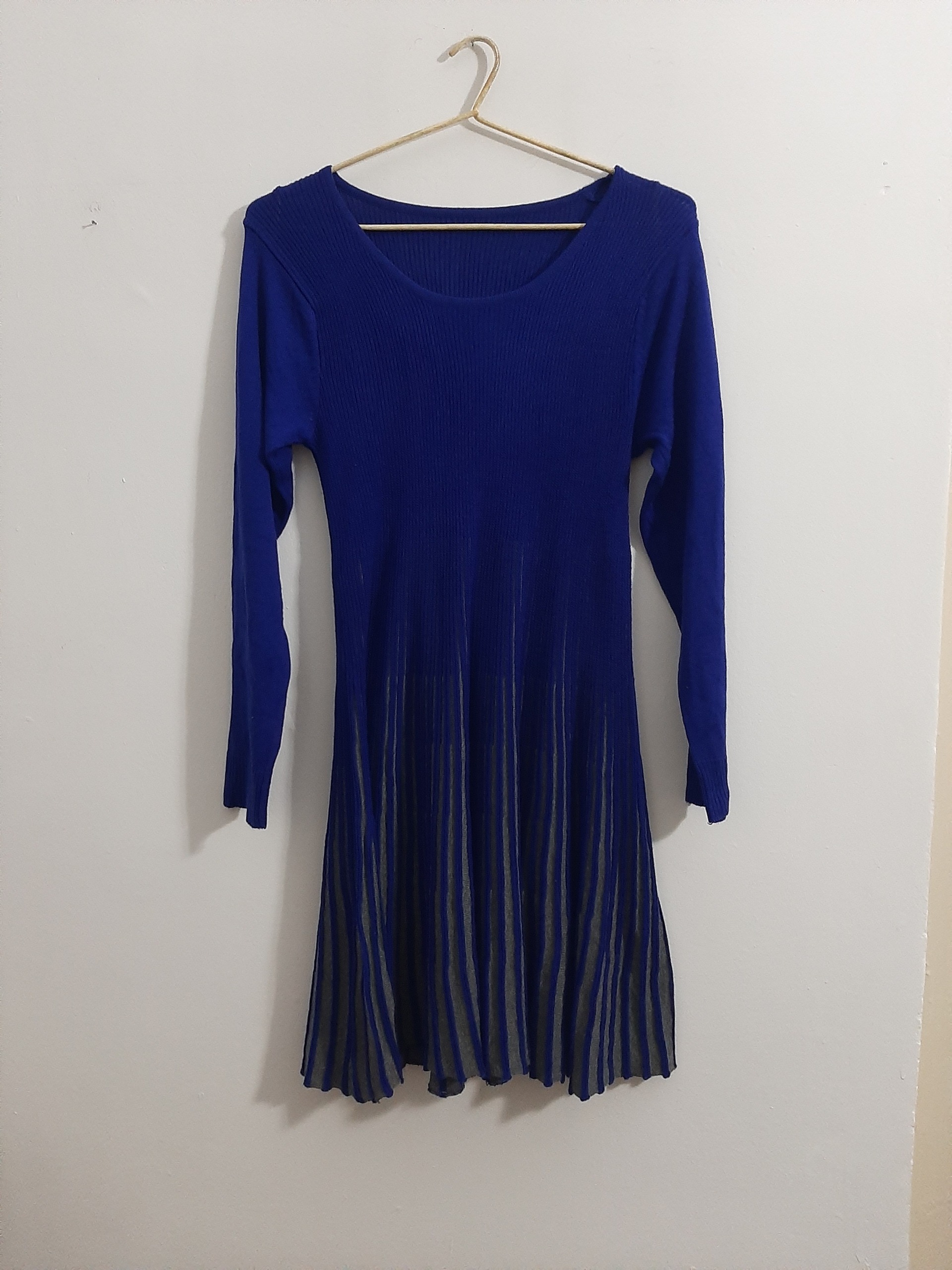 پیراهن مجلسی زنانه ( بافت ریز )