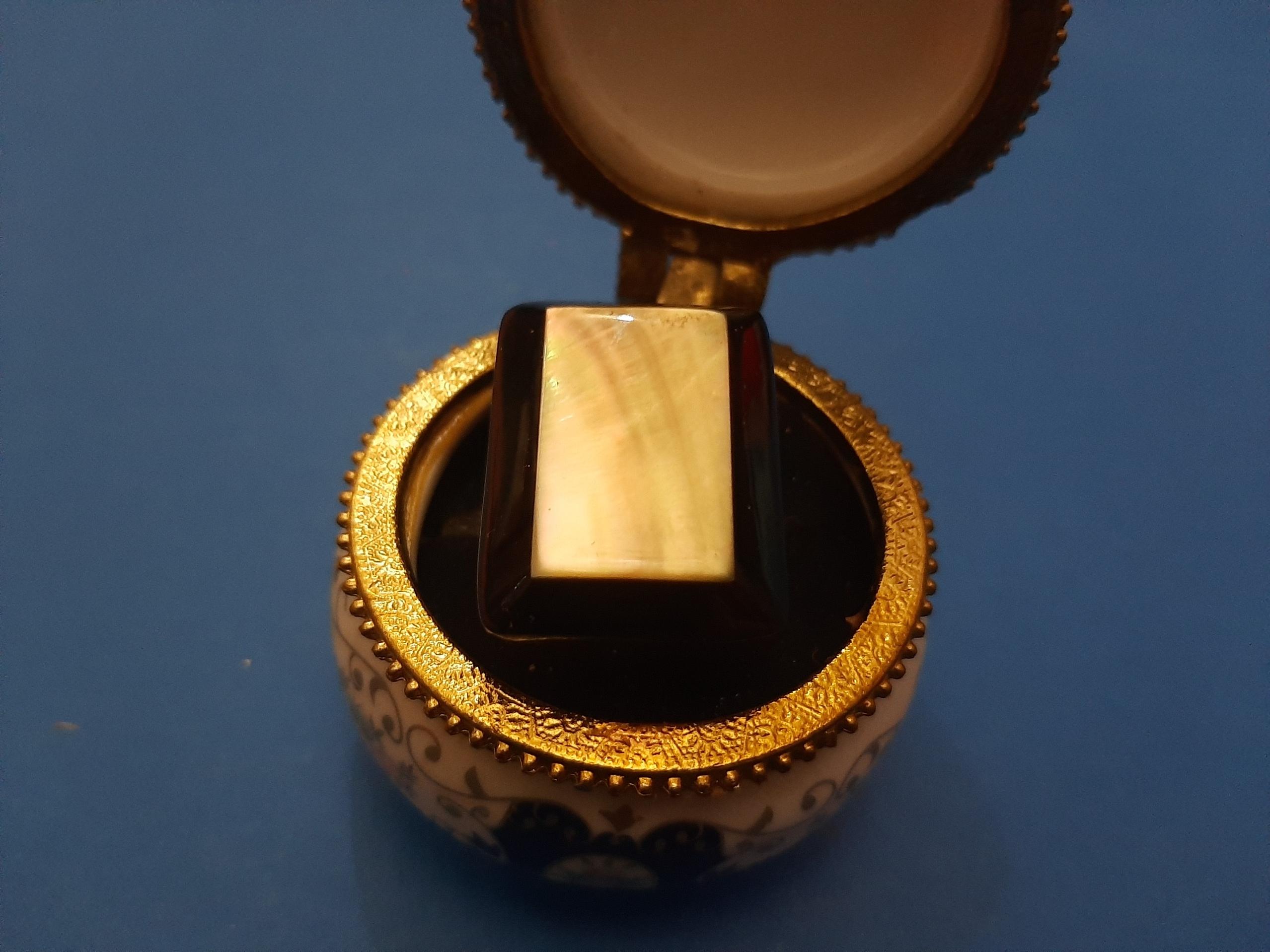 انگشتر ( سایز قابل تنظیم )