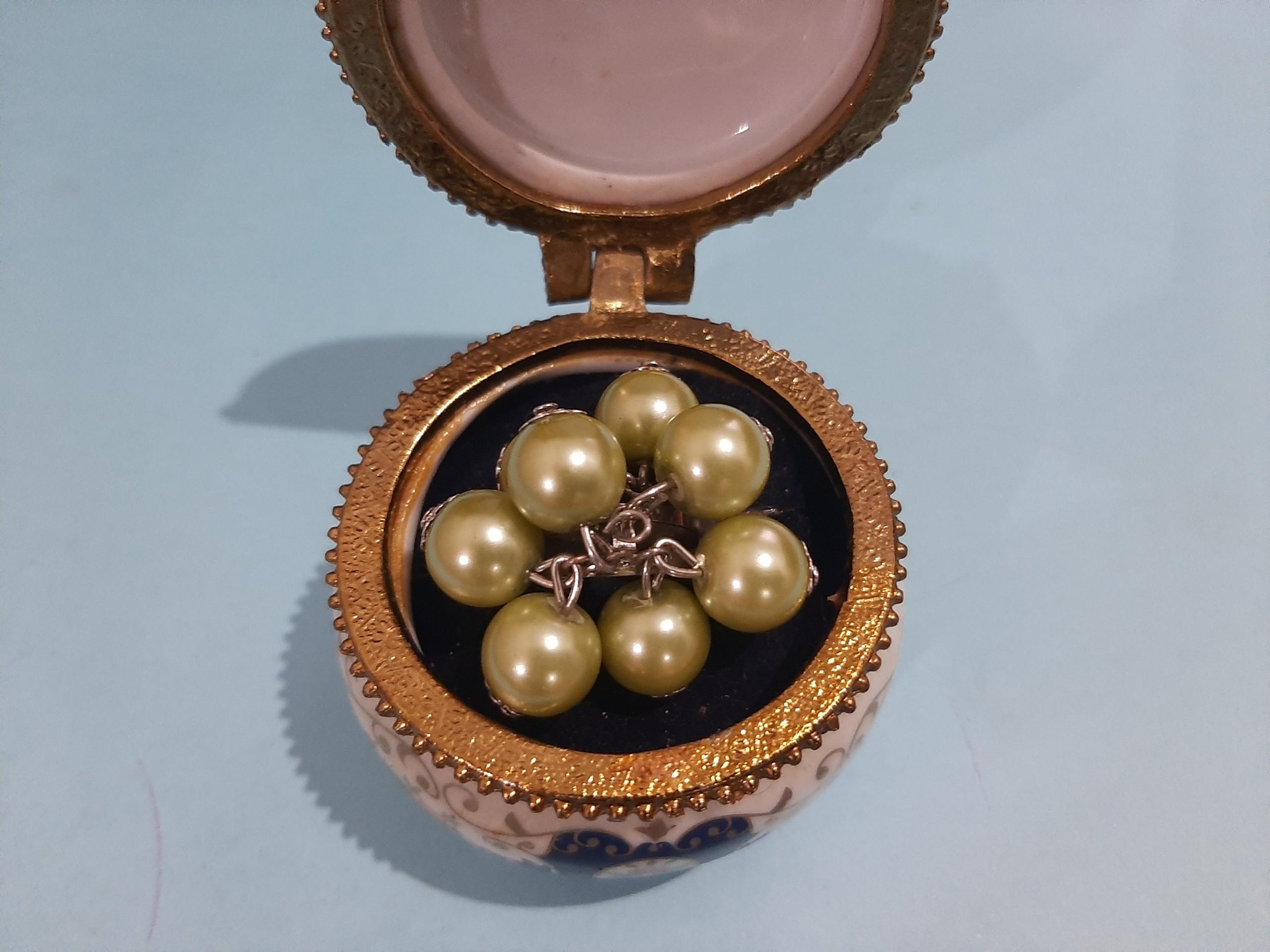 انگشتر ( انگشتر زنانه )