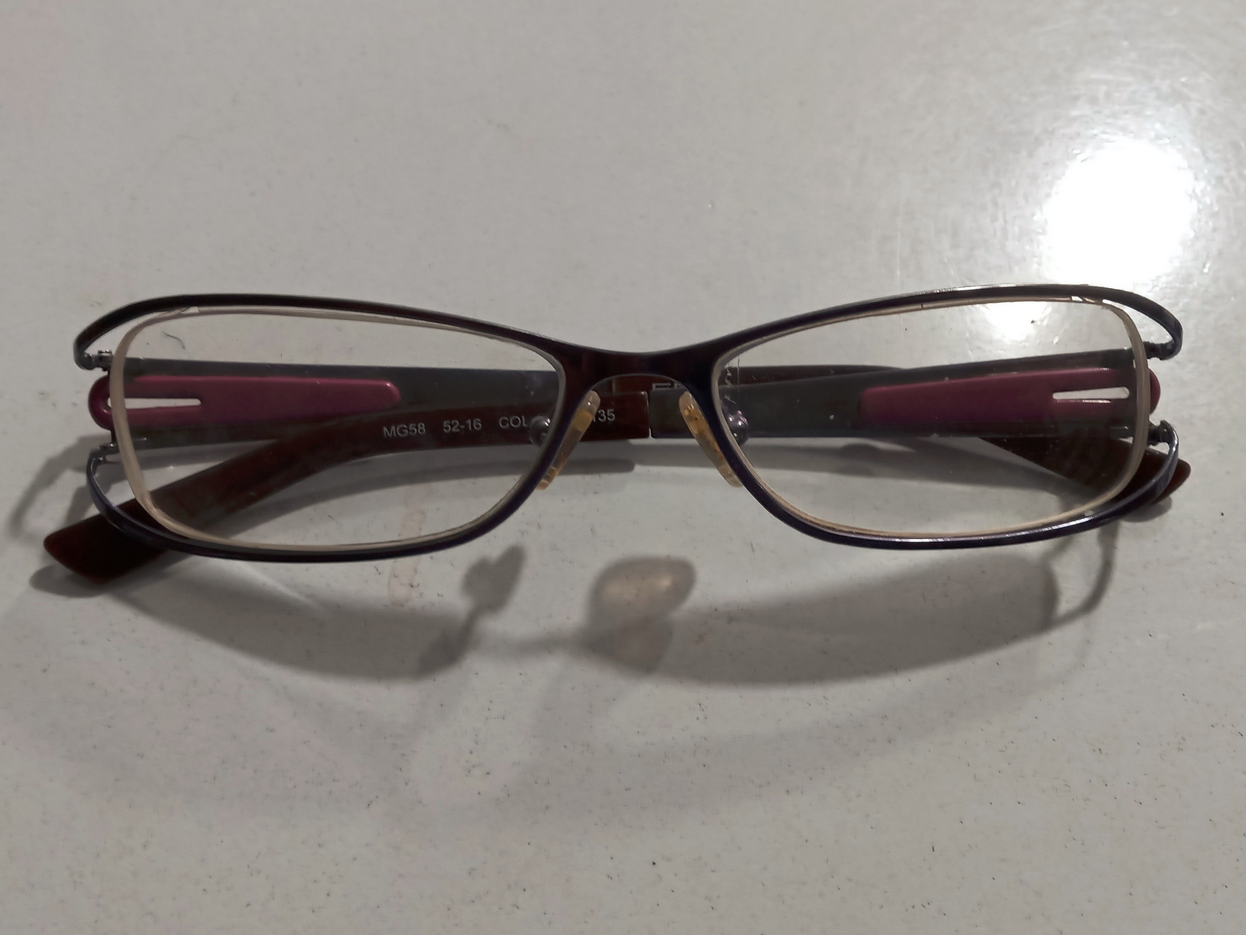 عینک قدیمی طبی کلکسیونی ش 765