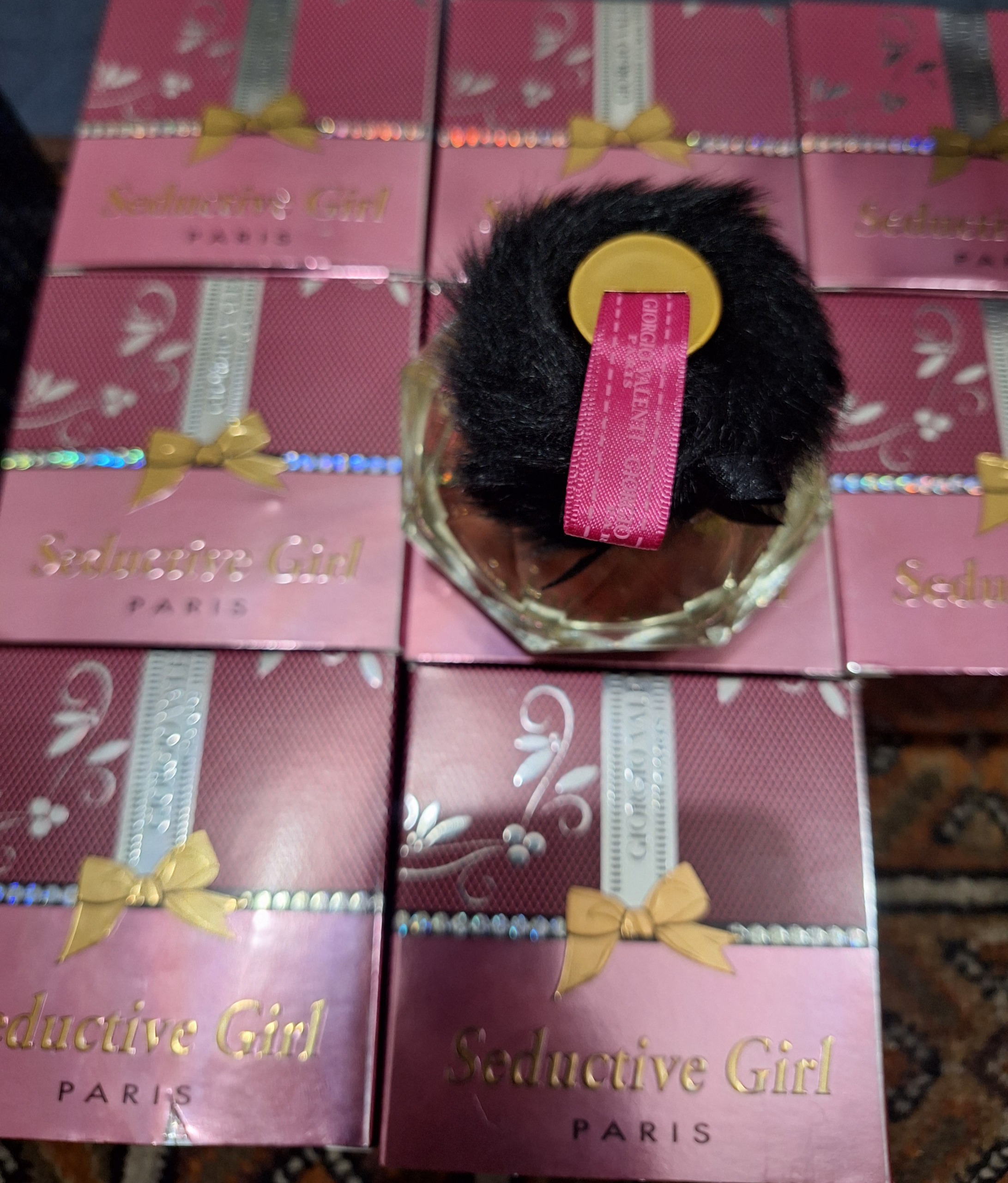 ادکلن اورجینال ساخت فرانسه از دبی آوردم1میلیون