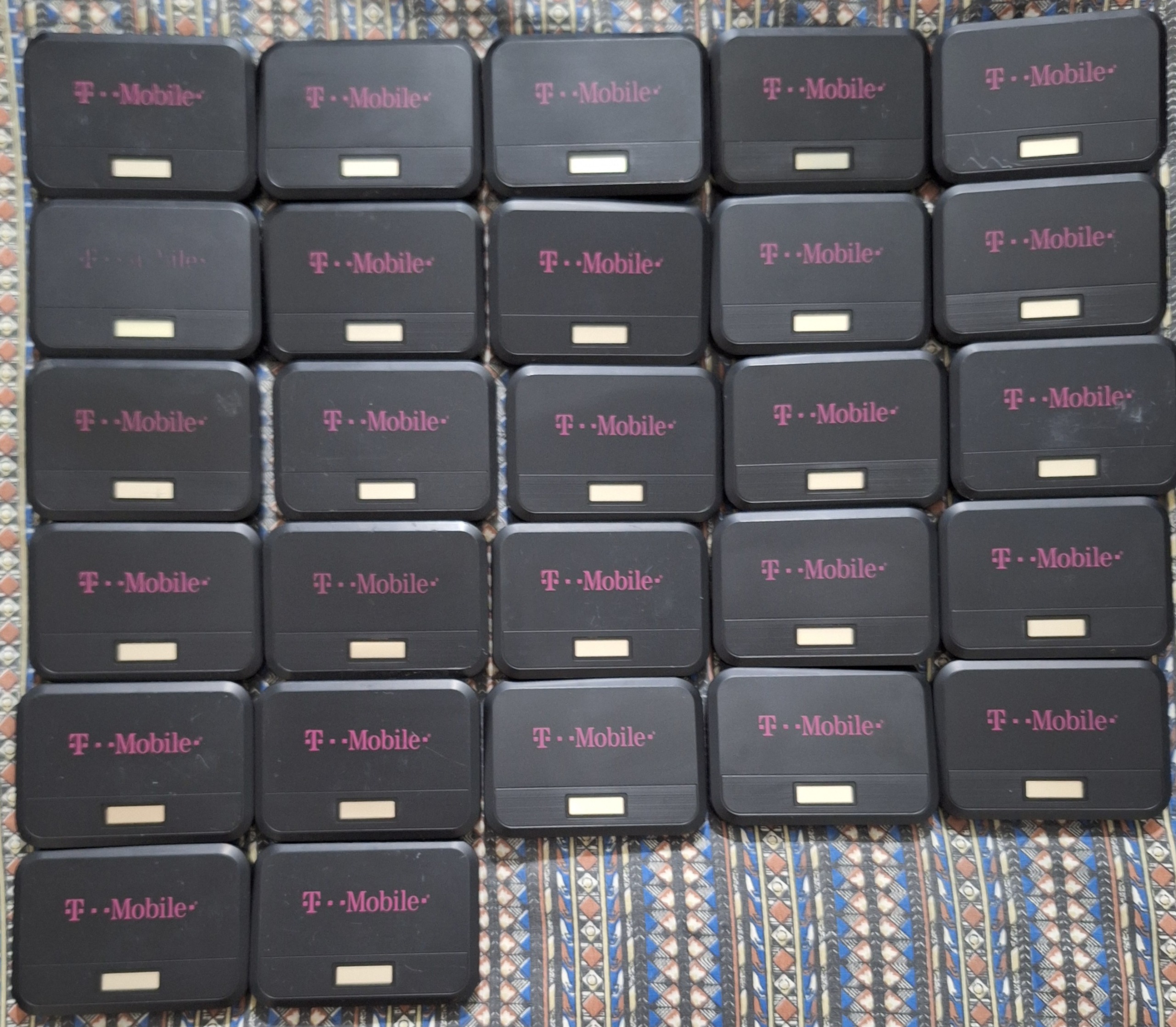 63عدد مودم جیبی سیمکارتخور دونه ای فقط 1تومن