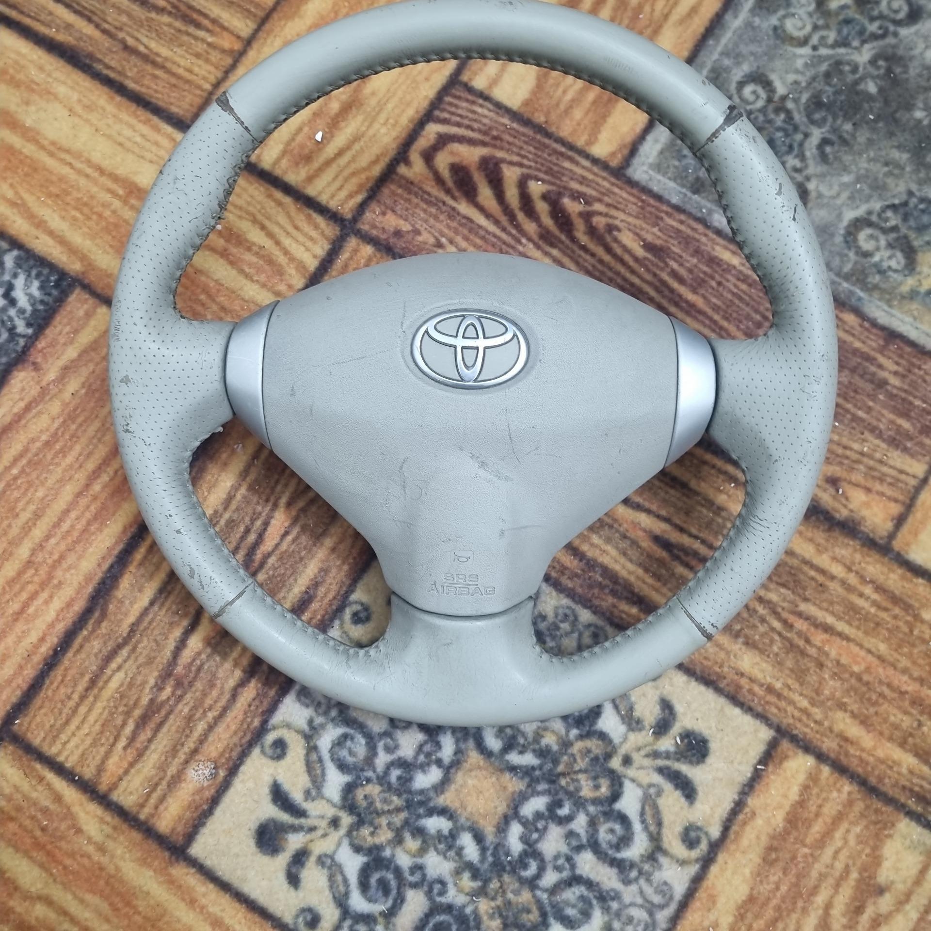 فرمان تویوتا شیک فقط 2 میلیون و 600